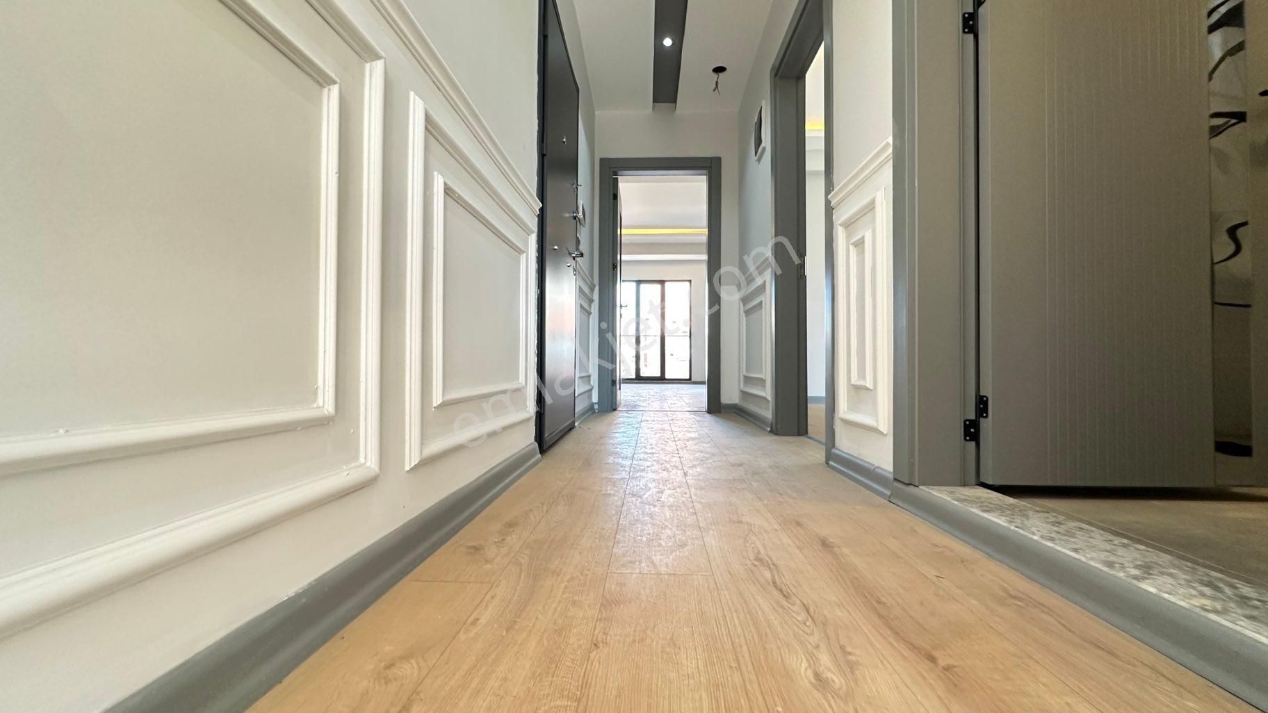 Cantan Emlaktan Akçay Lüks Yeni Sıfır Geniş Balkonlu Ön Cephe Denize 350m 2+1 Daire - Görsel 11