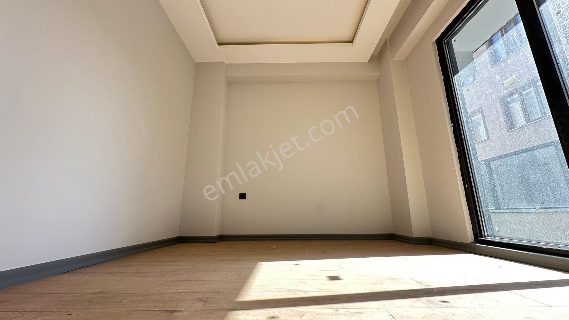 Cantan Emlaktan Akçay Lüks Yeni Sıfır Geniş Balkonlu Ön Cephe Denize 350m 2+1 Daire - Görsel 35