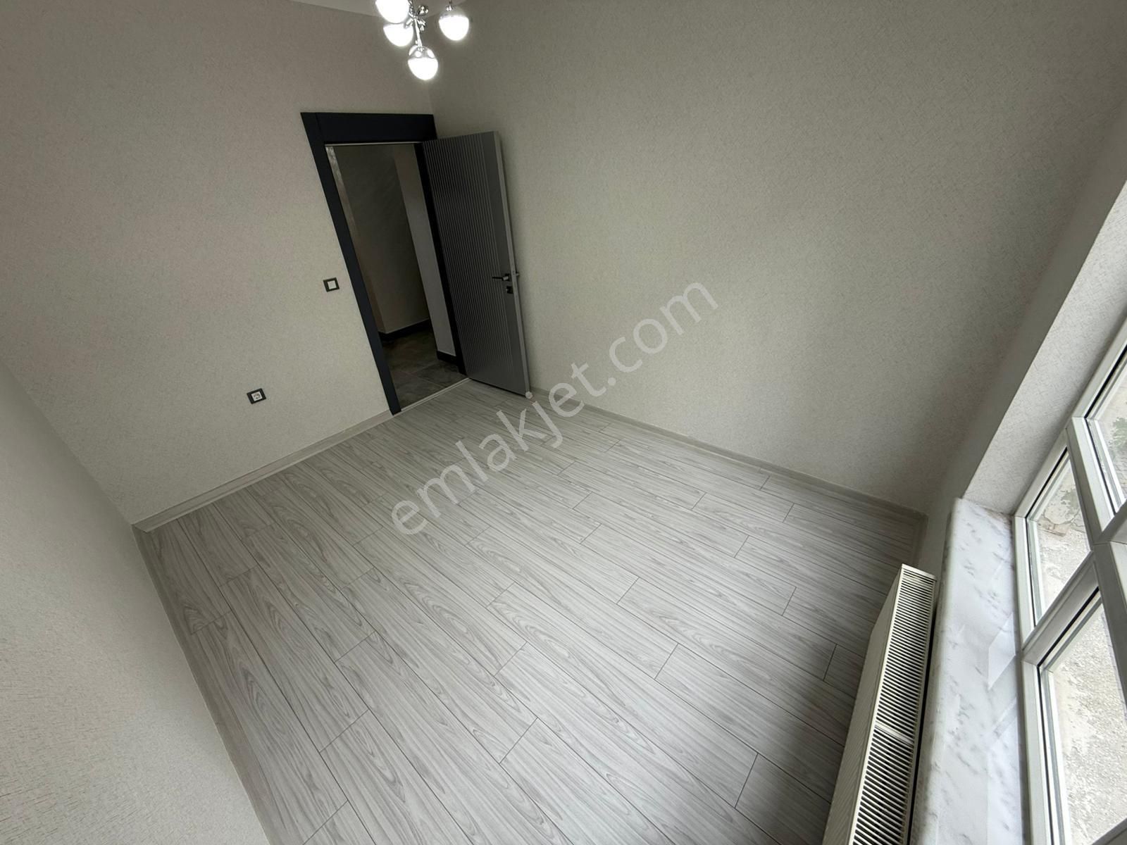 Keçiören Etlikte Katta Full Yapılı Daire - Görsel 29