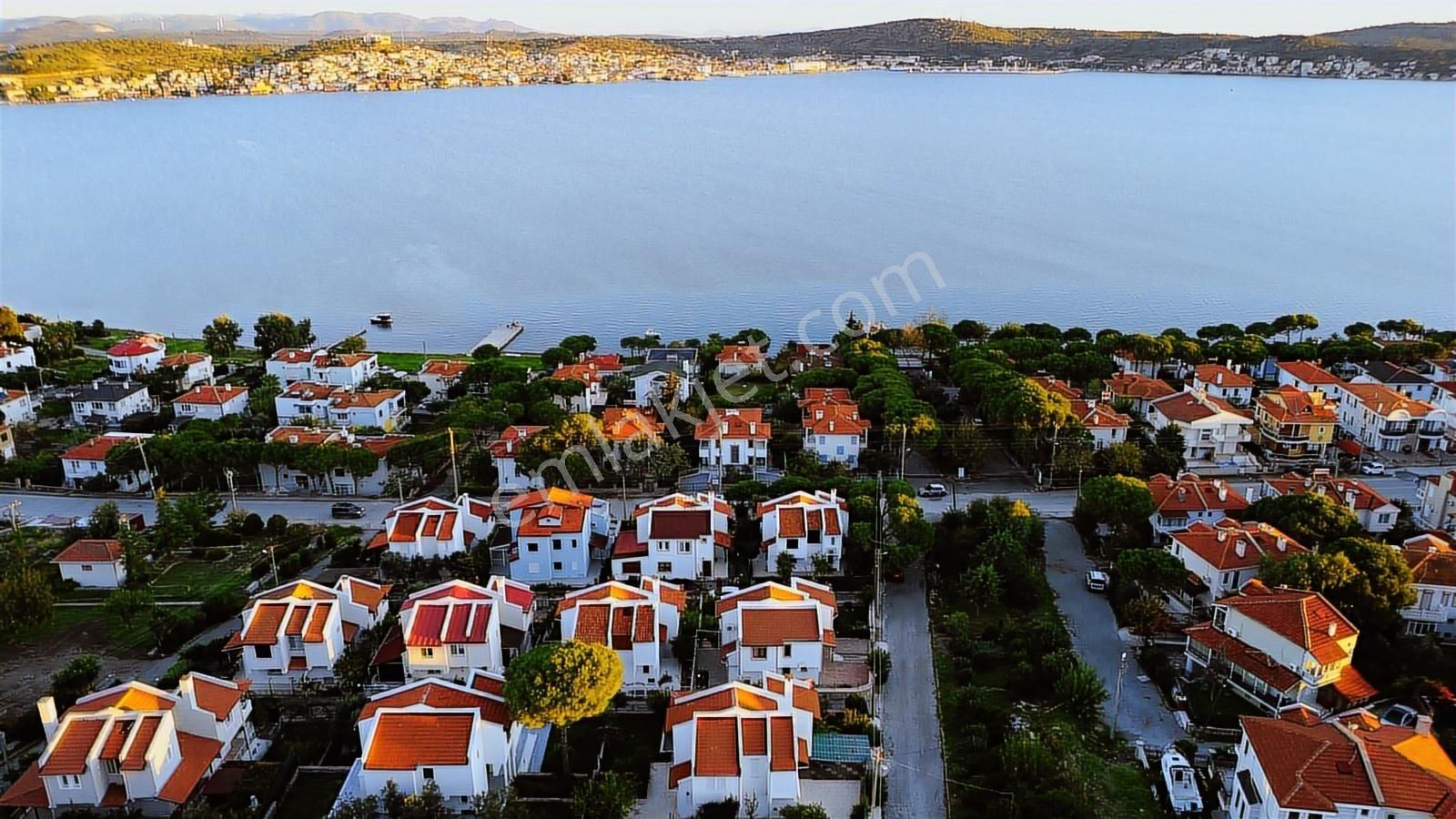 Era Angel'dan Cunda Adasında Deniz Manzaralı Satılık Villa - Görsel 2