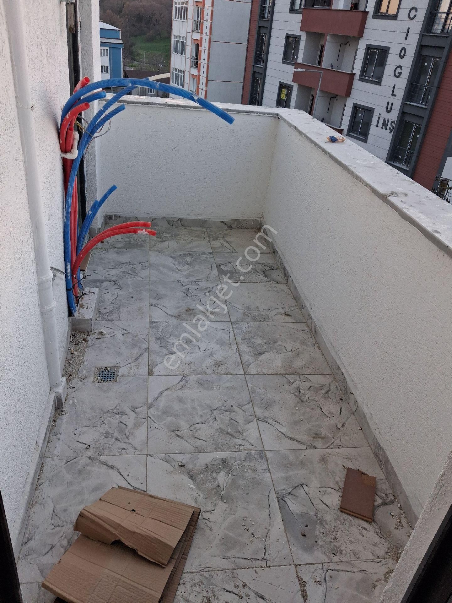 Tuşba Emlaktan Satılık Ara Kat Ön Cepe Sıfır 2+1 - Görsel 13