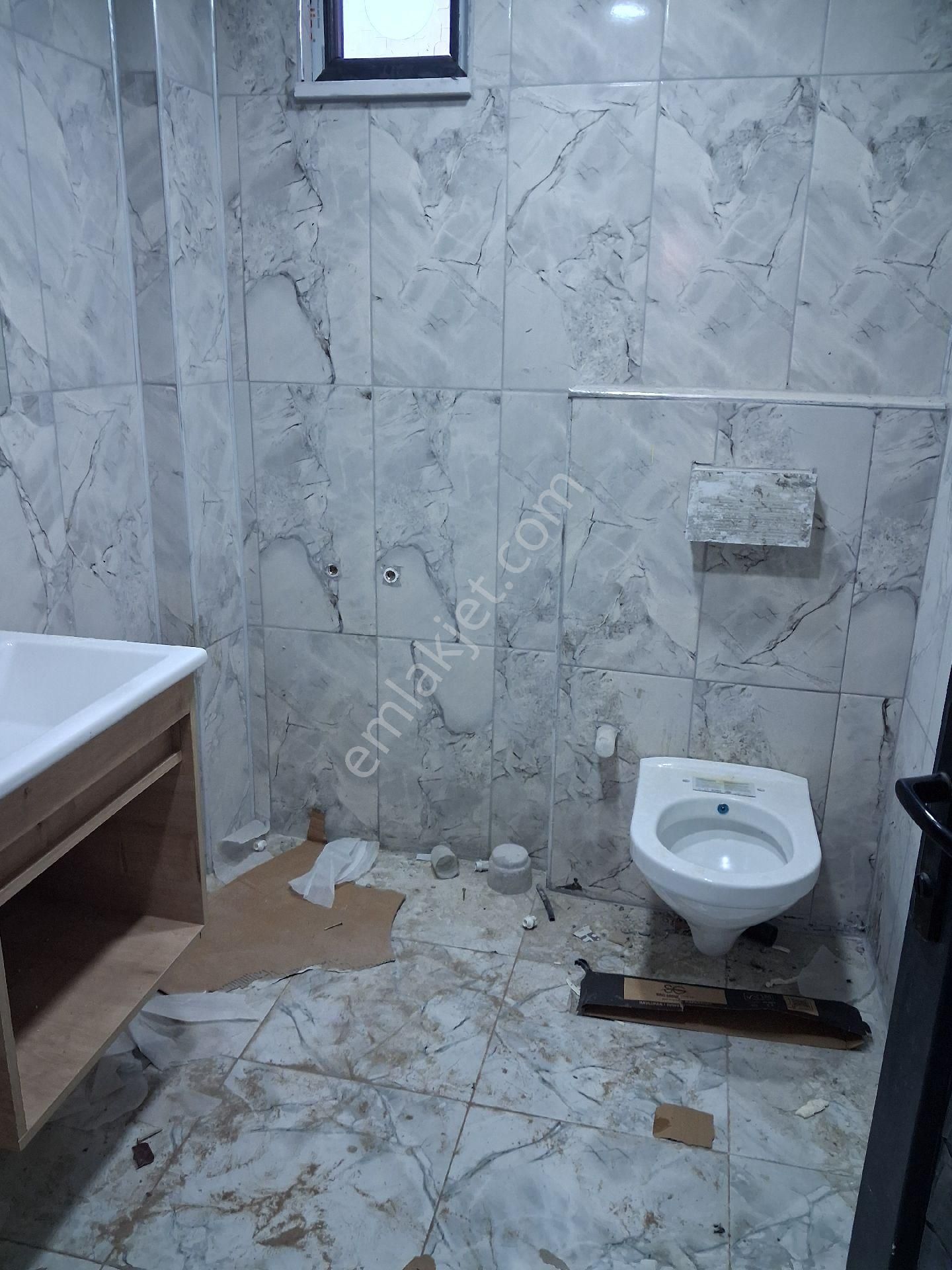 Tuşba Emlaktan Satılık Ara Kat Ön Cepe Sıfır 2+1 - Görsel 17