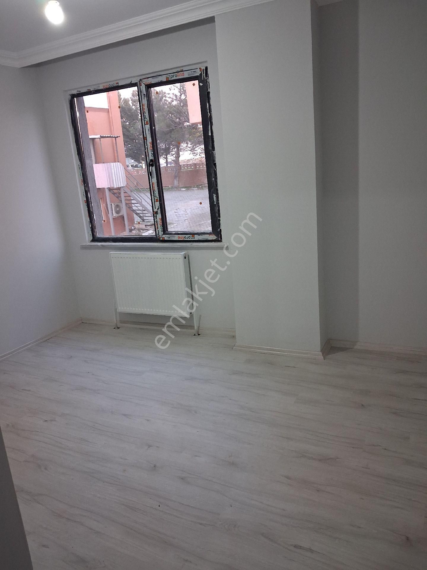 Tuşba Emlaktan Satılık Ara Kat Ön Cepe Sıfır 2+1 - Görsel 26