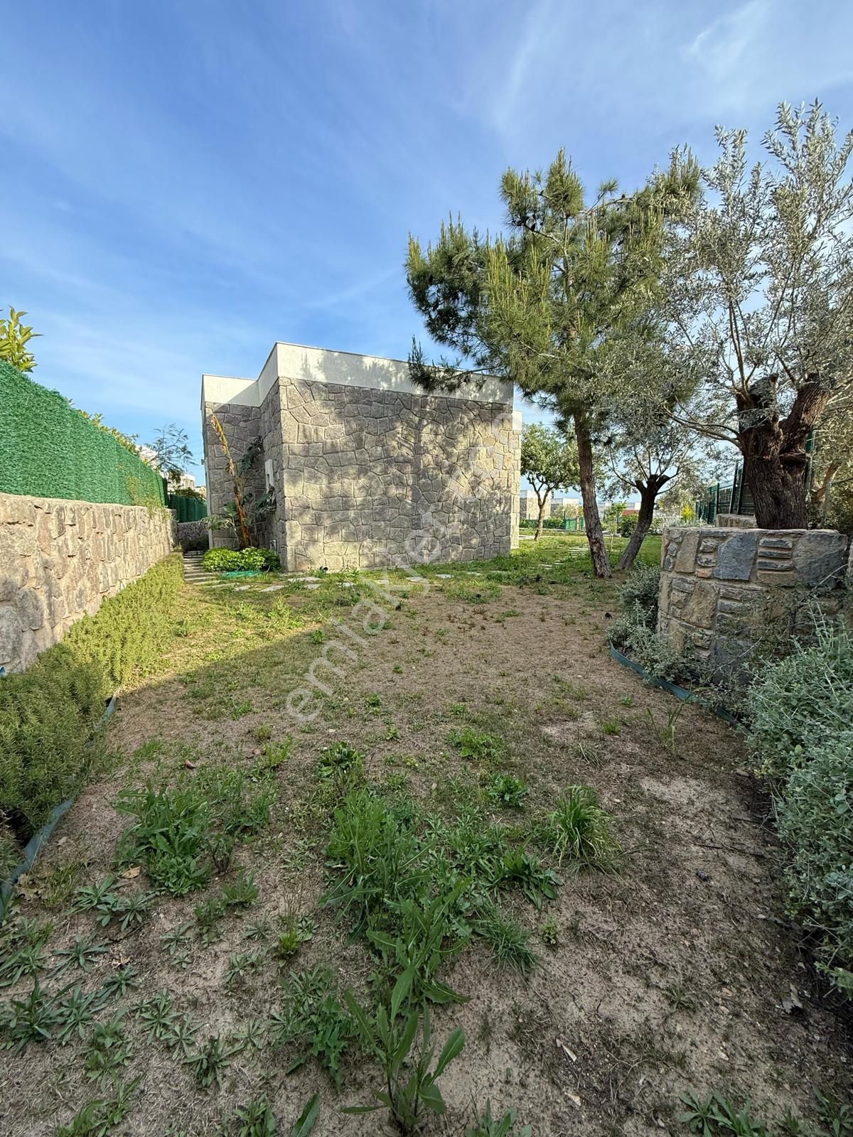 Ortakent Müskebi’de Satılık Havuzlu Tek Katlı 3+1 Villa - Görsel 3