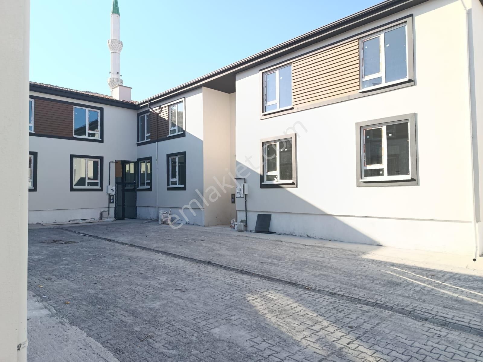 Afyon Tezcan Emlak Yenice Mah Sıfır 2+1 Ve 3+1 Daire - Görsel 3