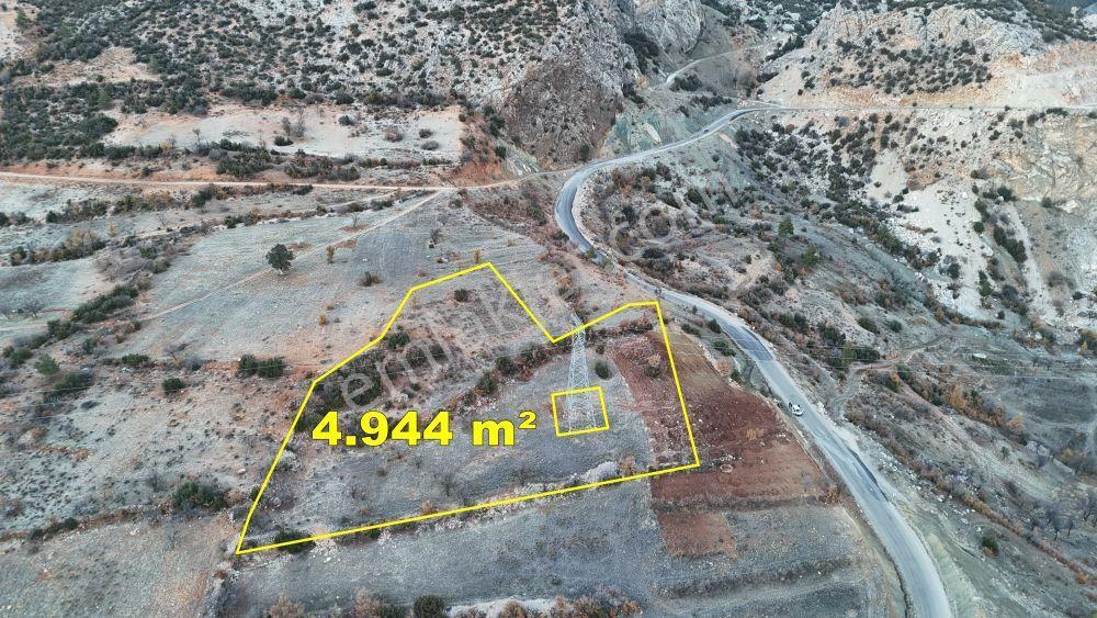Karaman / Ermenek / Boyalık Mahallesinde 4.944 M² Müstakil Tapulu Tarla