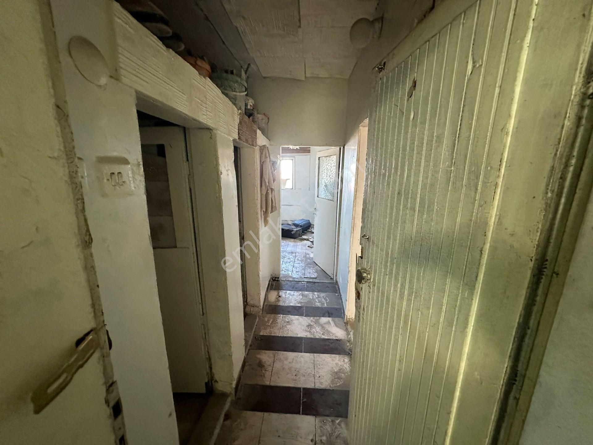 Trabzon'da Satılık 2+1 Daire - Görsel 13