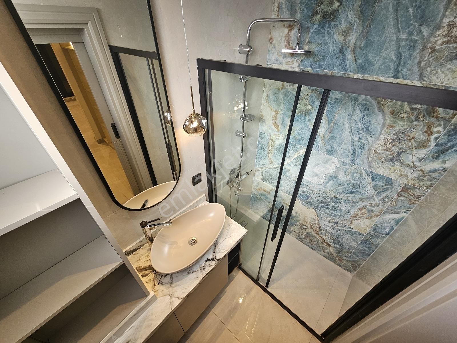 Eu Gayrimenkulden Tek Müstakil Havuzlu Geniş 3+1 Villa - Görsel 15