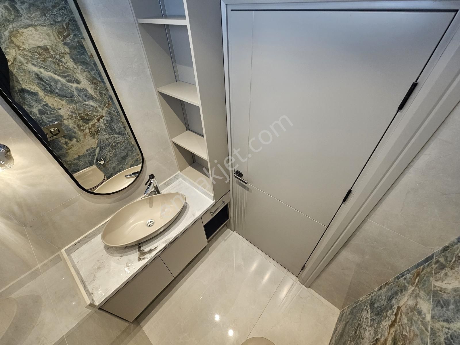 Eu Gayrimenkulden Tek Müstakil Havuzlu Geniş 3+1 Villa - Görsel 18