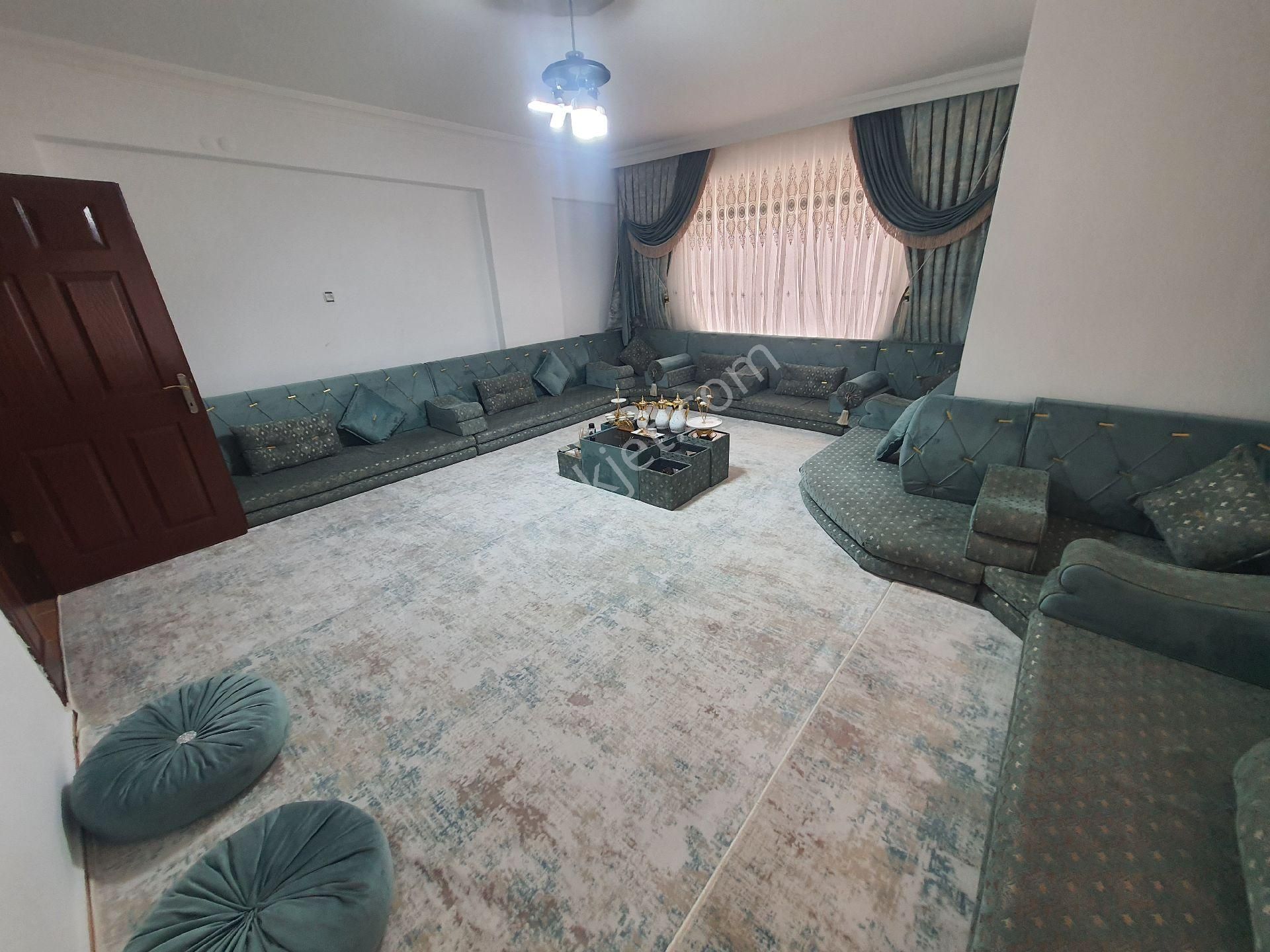 Öznur Emlak'tan Alibabada Satılık 3+1 Daire - Görsel 2