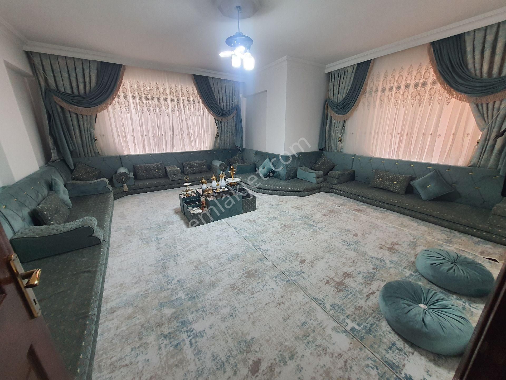 Öznur Emlak'tan Alibabada Satılık 3+1 Daire