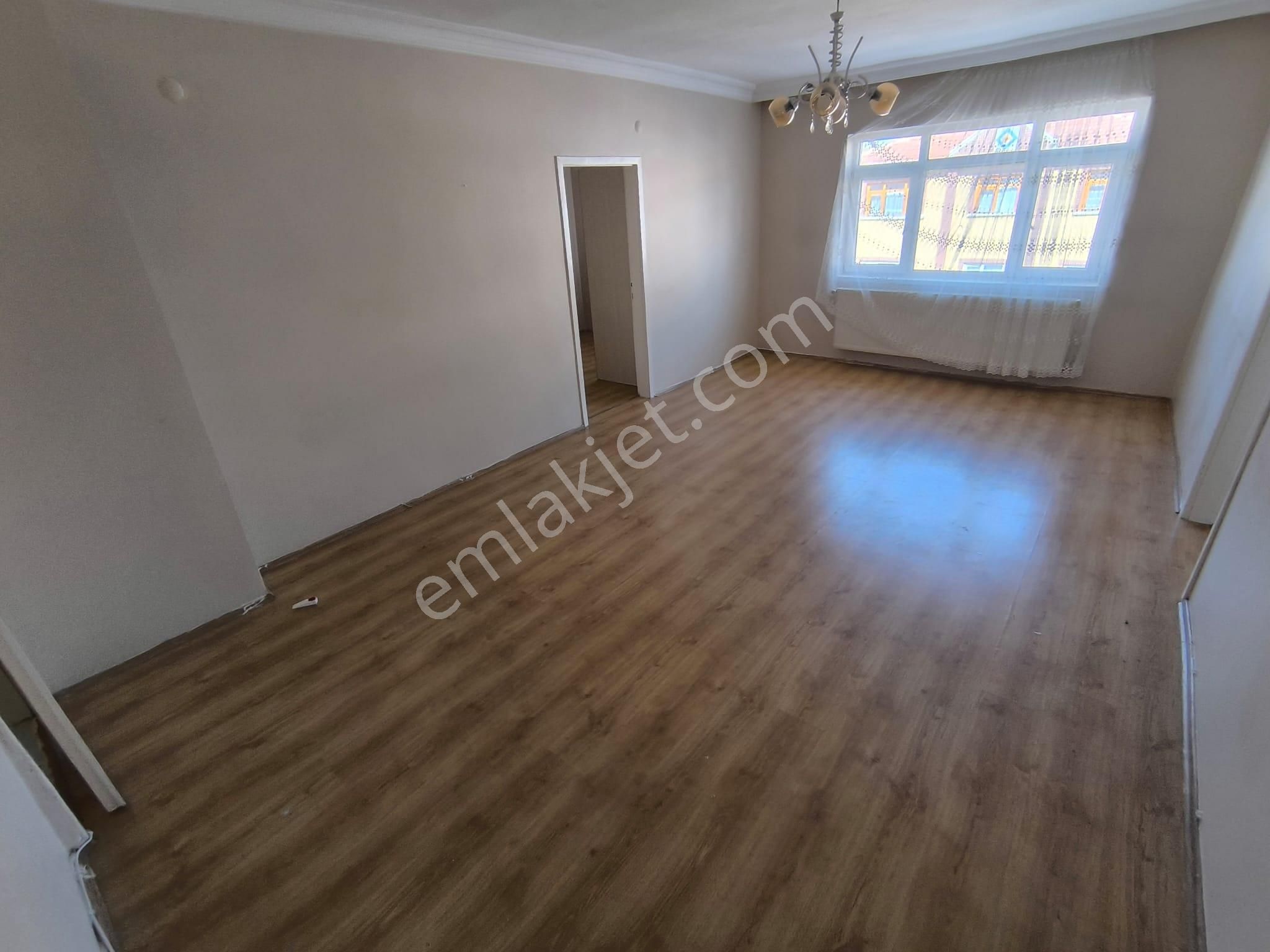 Örnek Emlak'tan M.ç.mahallesi Yapılı 3+1 Kiralık Daire - Görsel 6