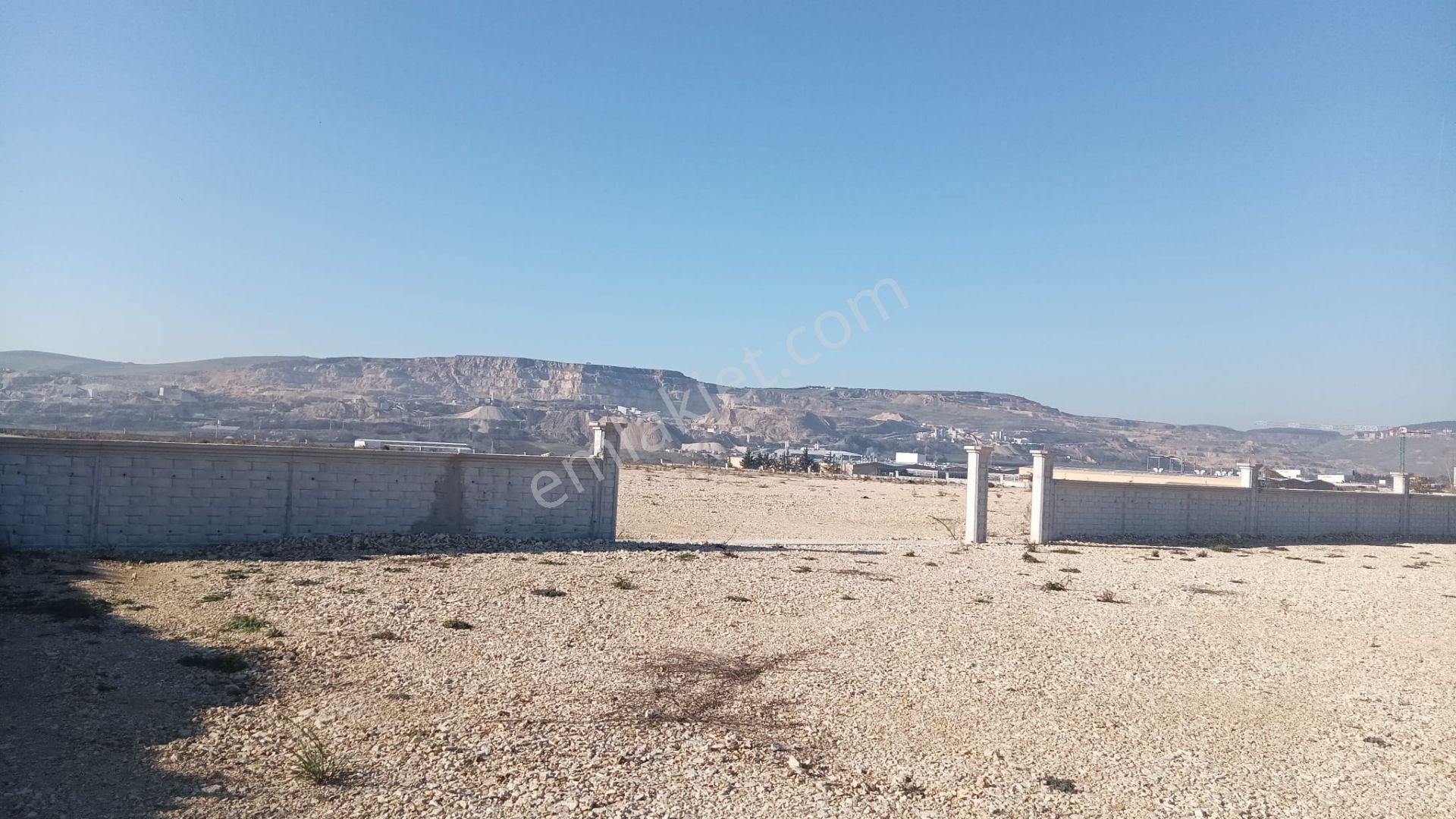 Çatalca Muratbey Mah. Kiralık İmarlı Arsa 10500m2.dir.