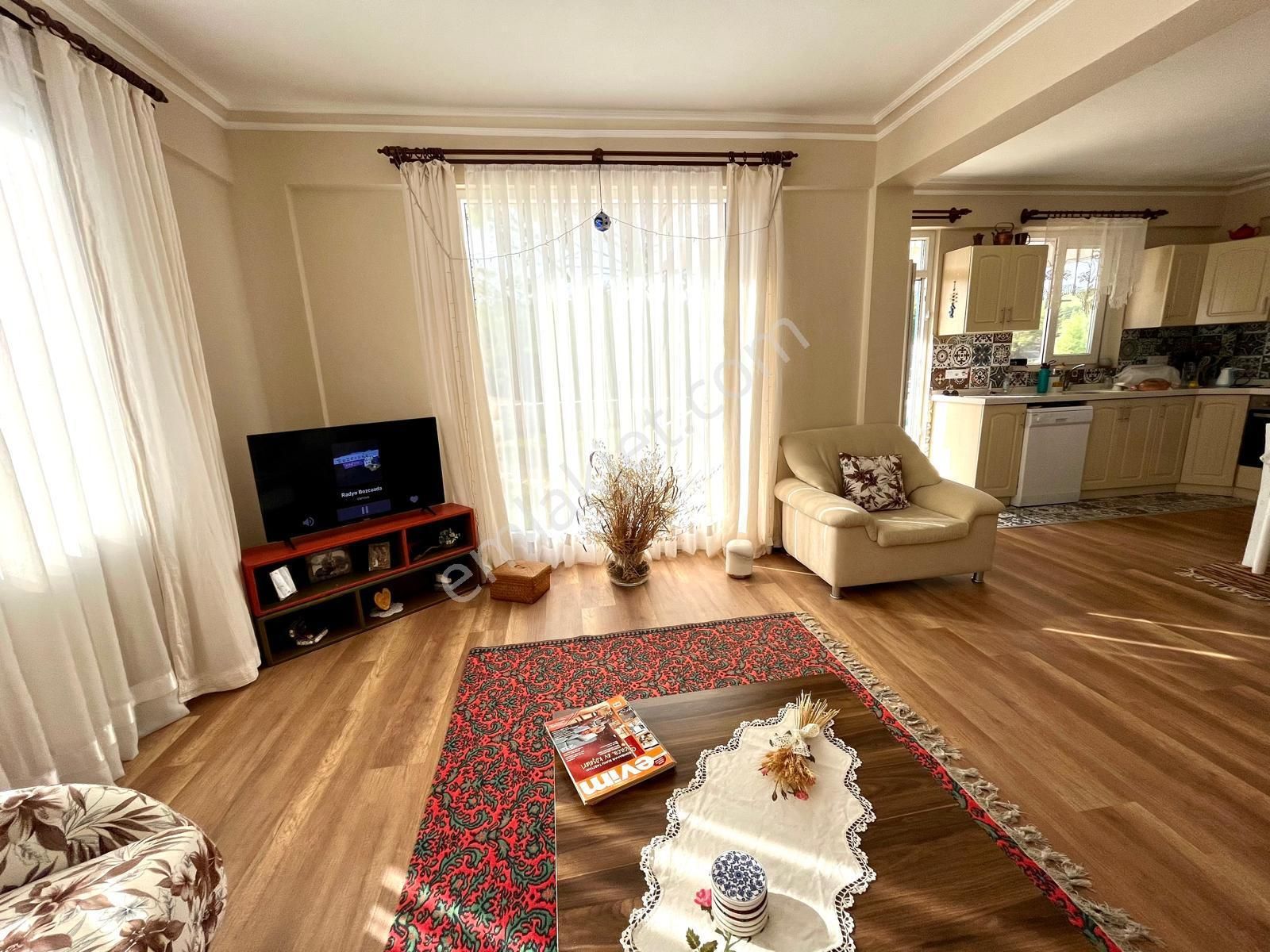 Seydikemer Çaltıözü Mahallesinde Kiralık Uzun Dönem Eşyalı Villa - Görsel 23