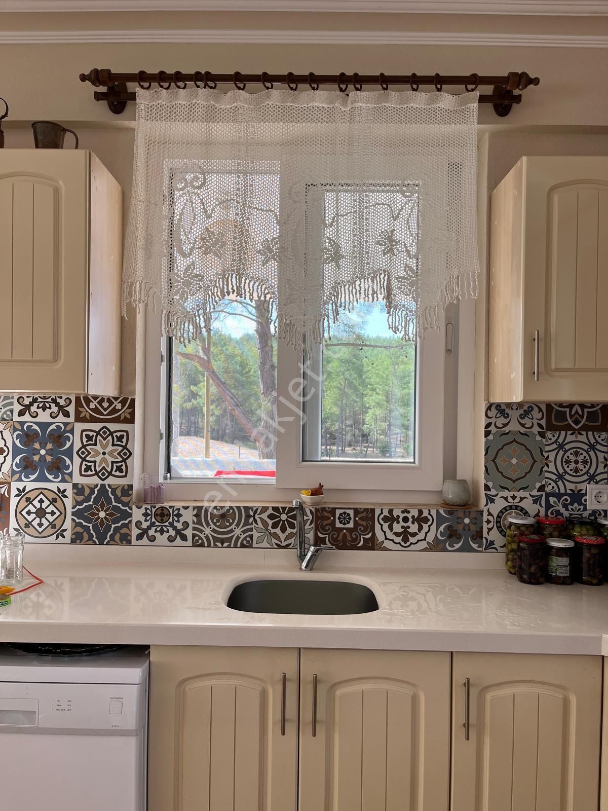 Seydikemer Çaltıözü Mahallesinde Kiralık Uzun Dönem Eşyalı Villa - Görsel 29