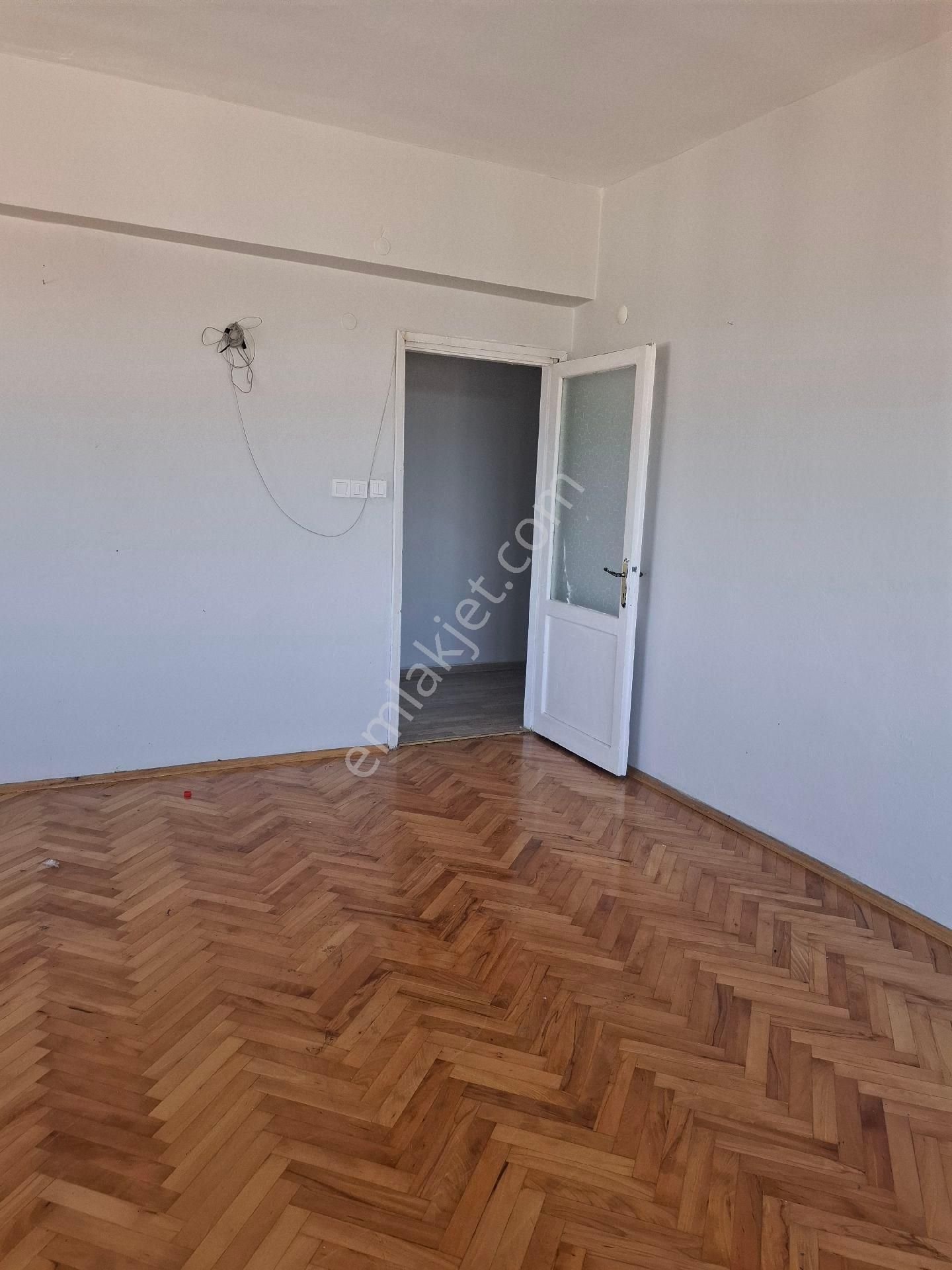 Ferah Mahallesinde 140 M² 3+1geniş