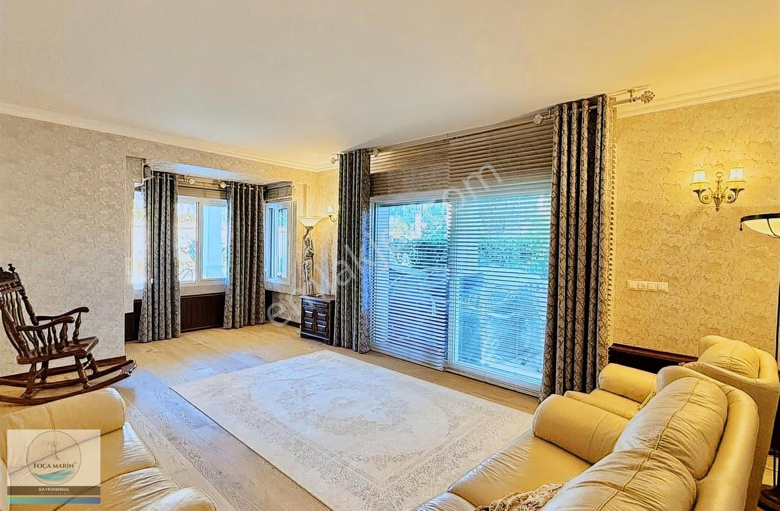 Çeşme Swissotel Yanı Şantiye Evleri Havuzlu Köşe Taş Villa - Görsel 8