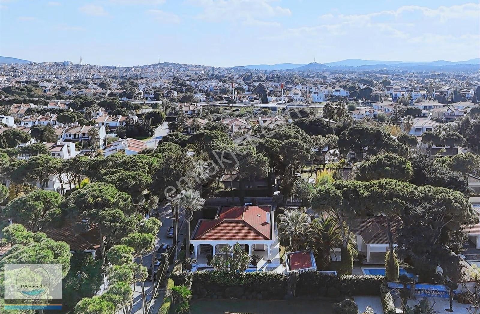 Çeşme Swissotel Yanı Şantiye Evleri Havuzlu Köşe Taş Villa - Görsel 10