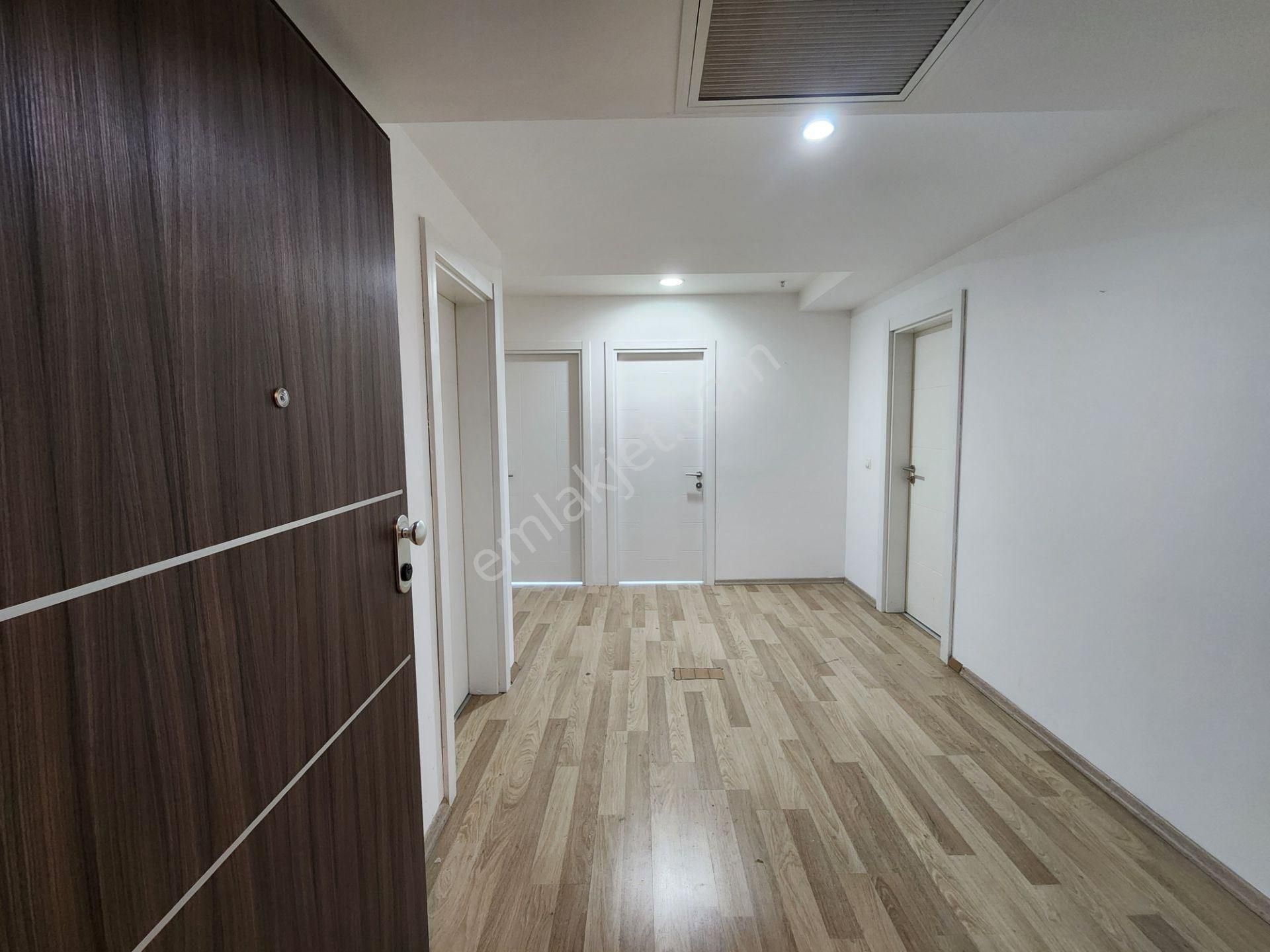 Kartal Cevizli Hukukçular Towers Ara Kat Kiralık 2+0 Ofis - Görsel 11