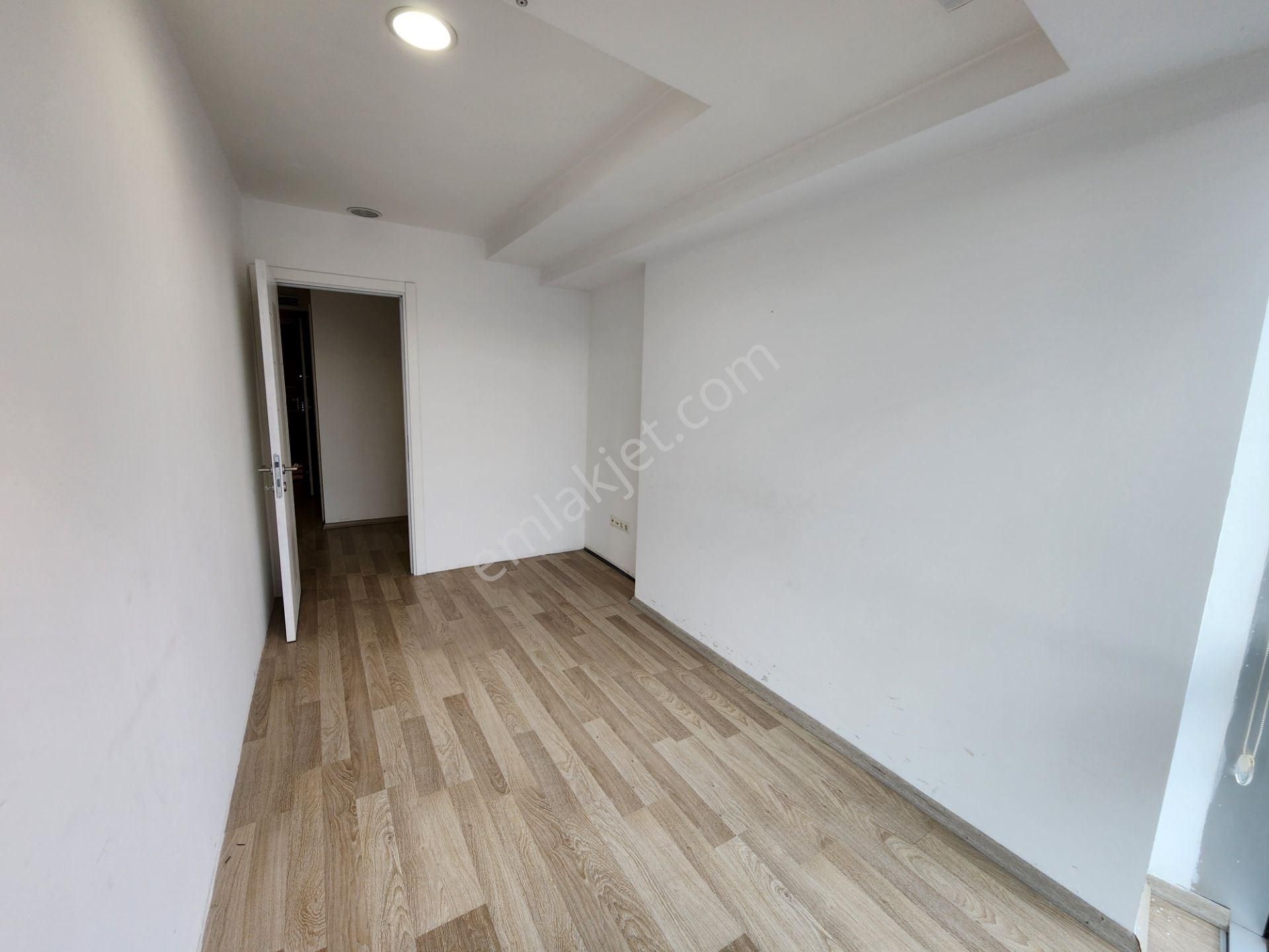 Kartal Cevizli Hukukçular Towers Ara Kat Kiralık 2+0 Ofis - Görsel 15