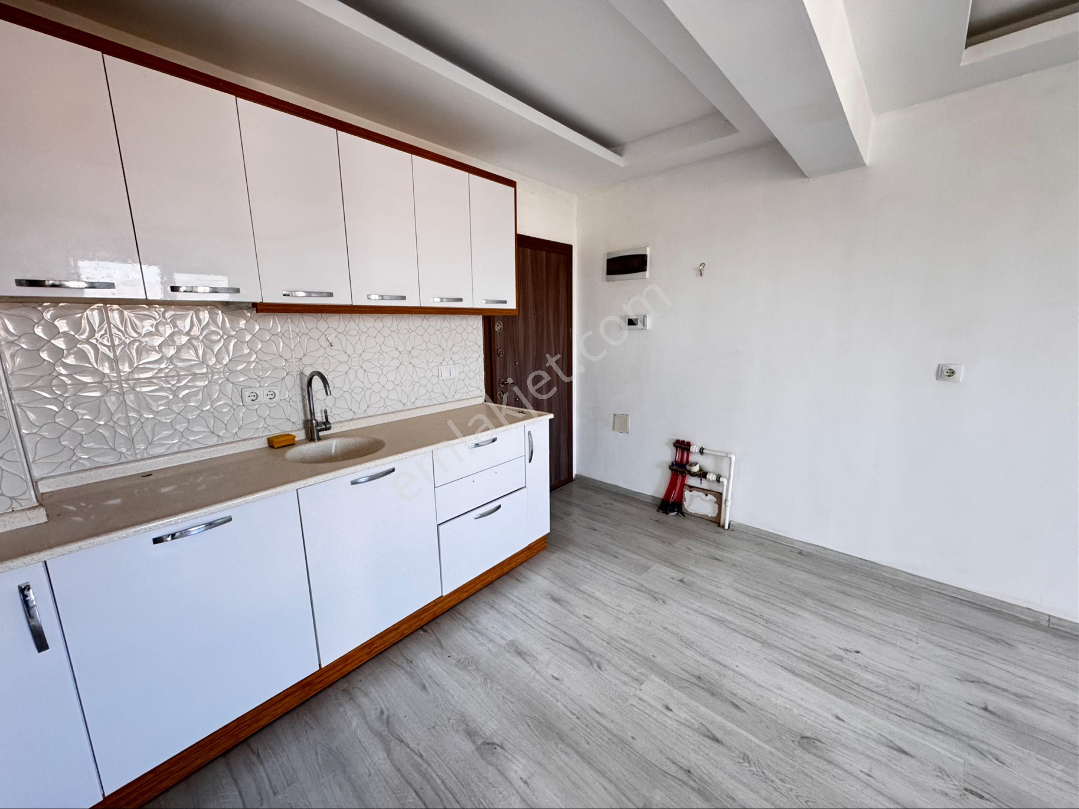 Sümer Mahallesinde Satılık 1+1 Daire - Görsel 13