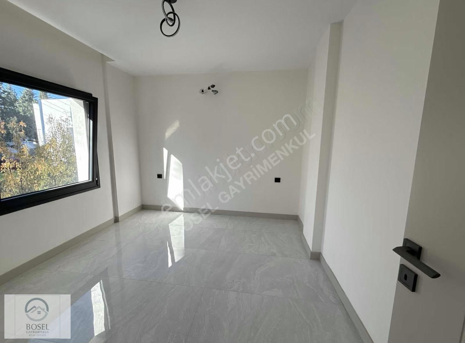 Bodrum Marinaya 5 Dk Merkezde 100 M² Bahçeli Satılık Sıfır 3+1 - Görsel 20