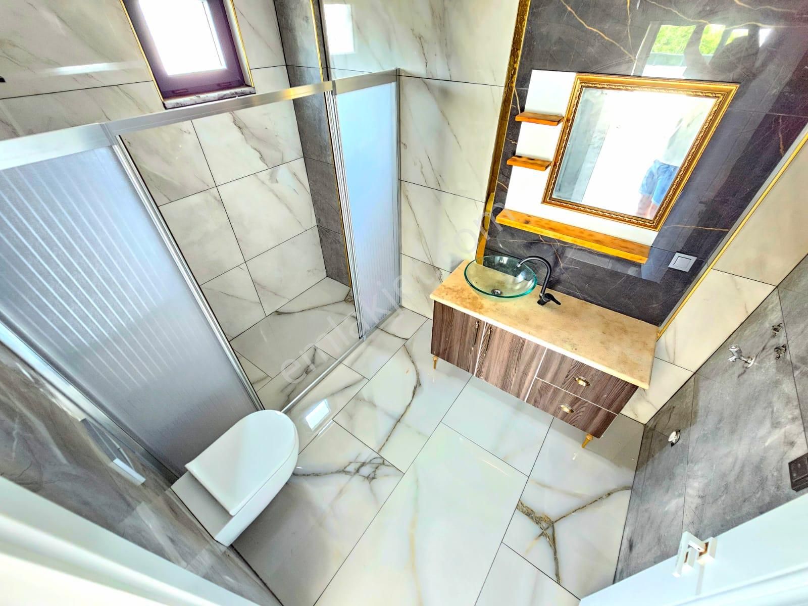 ▶ ▶ Akçay Körfez'den ''geniş Bahçeli 5+1 Villa İle Yazın Keyfini Çıkarın!'' - Görsel 32