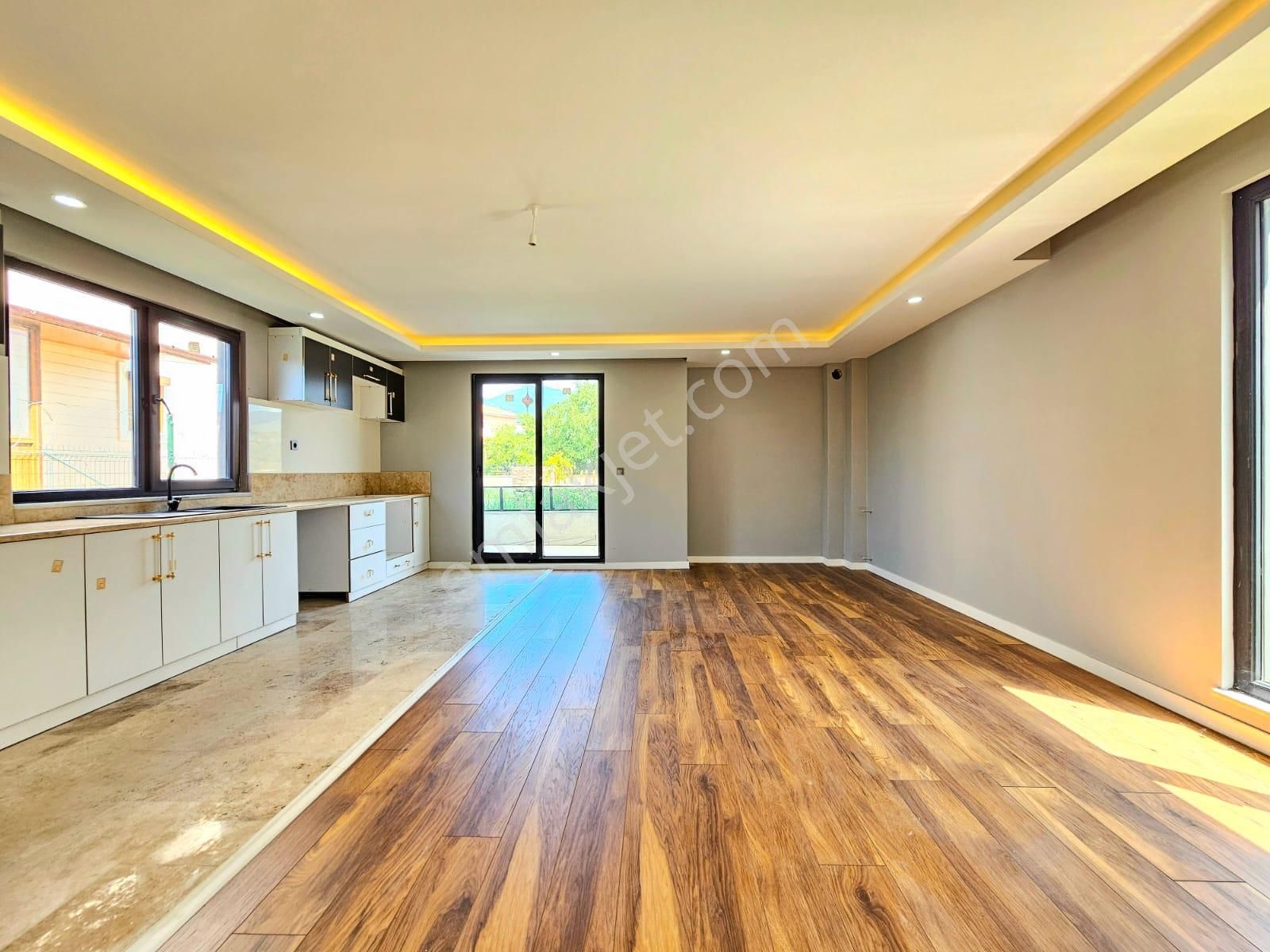 ▶ ▶ Akçay Körfez'den ''geniş Bahçeli 5+1 Villa İle Yazın Keyfini Çıkarın!'' - Görsel 8