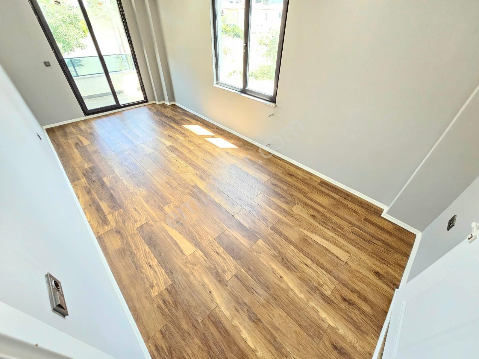 ▶ ▶ Akçay Körfez'den ''geniş Bahçeli 5+1 Villa İle Yazın Keyfini Çıkarın!'' - Görsel 19