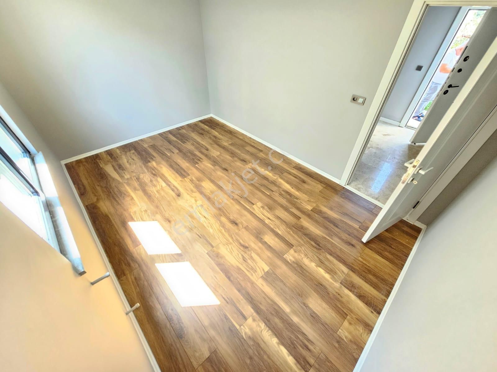 ▶ ▶ Akçay Körfez'den ''geniş Bahçeli 5+1 Villa İle Yazın Keyfini Çıkarın!'' - Görsel 24