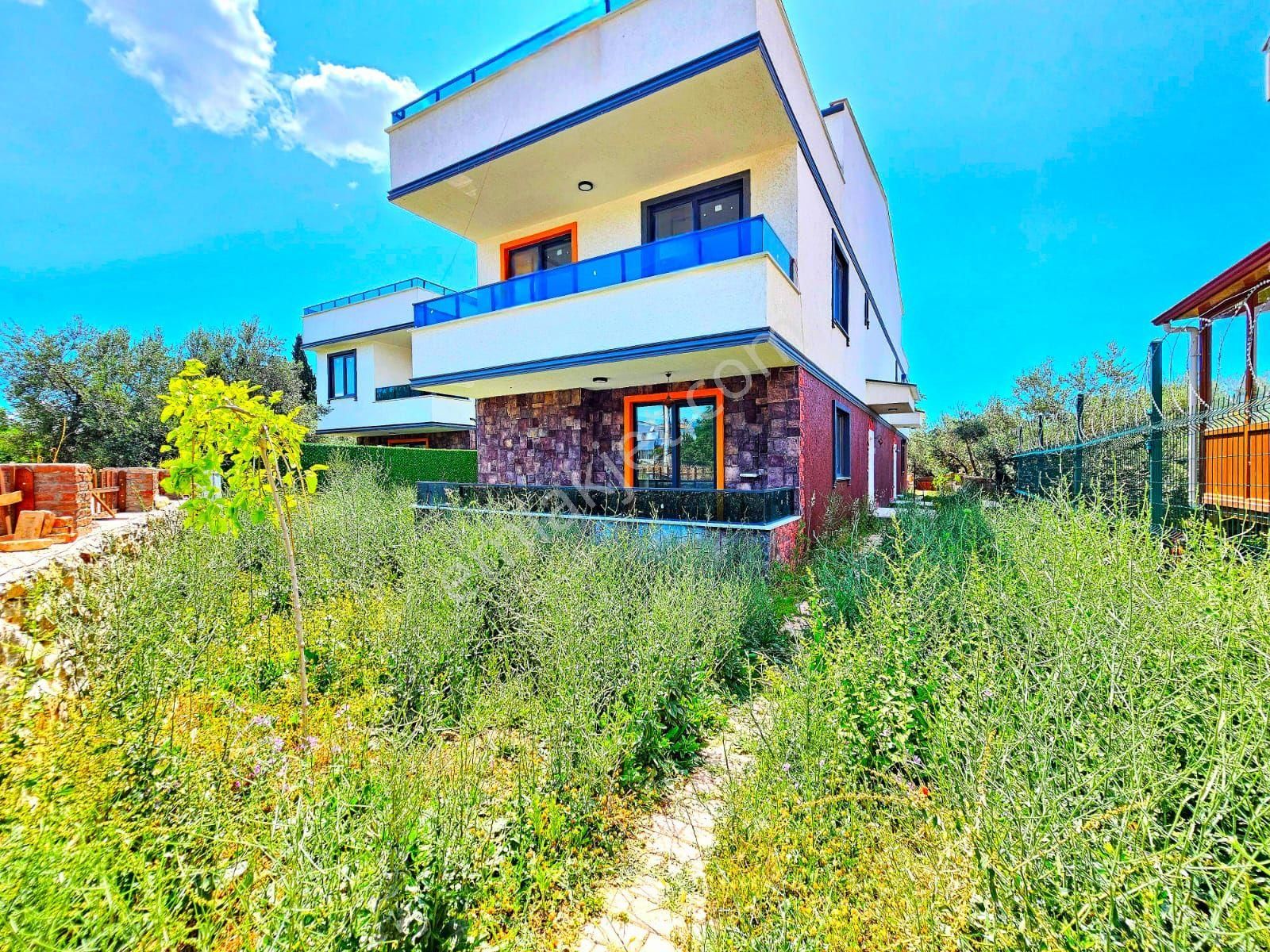 ▶ ▶ Akçay Körfez'den ''geniş Bahçeli 5+1 Villa İle Yazın Keyfini Çıkarın!'' - Görsel 3