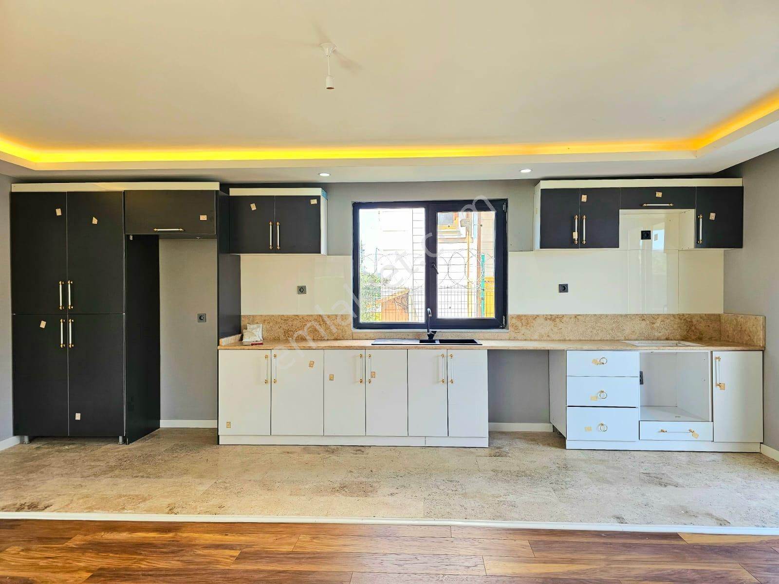 ▶ ▶ Akçay Körfez'den ''geniş Bahçeli 5+1 Villa İle Yazın Keyfini Çıkarın!'' - Görsel 5