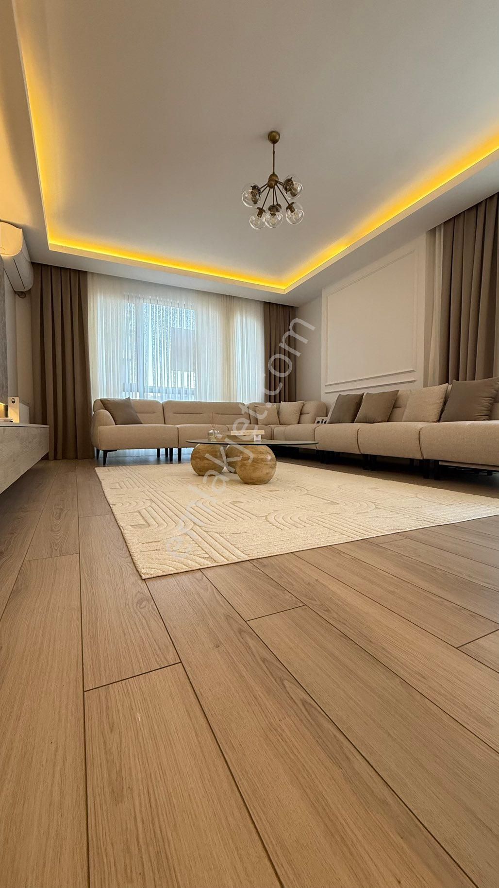 Pendik Panorama Sitesinde Özel Dizayn İle Tasarlanmış 3+1 Daire - Görsel 5