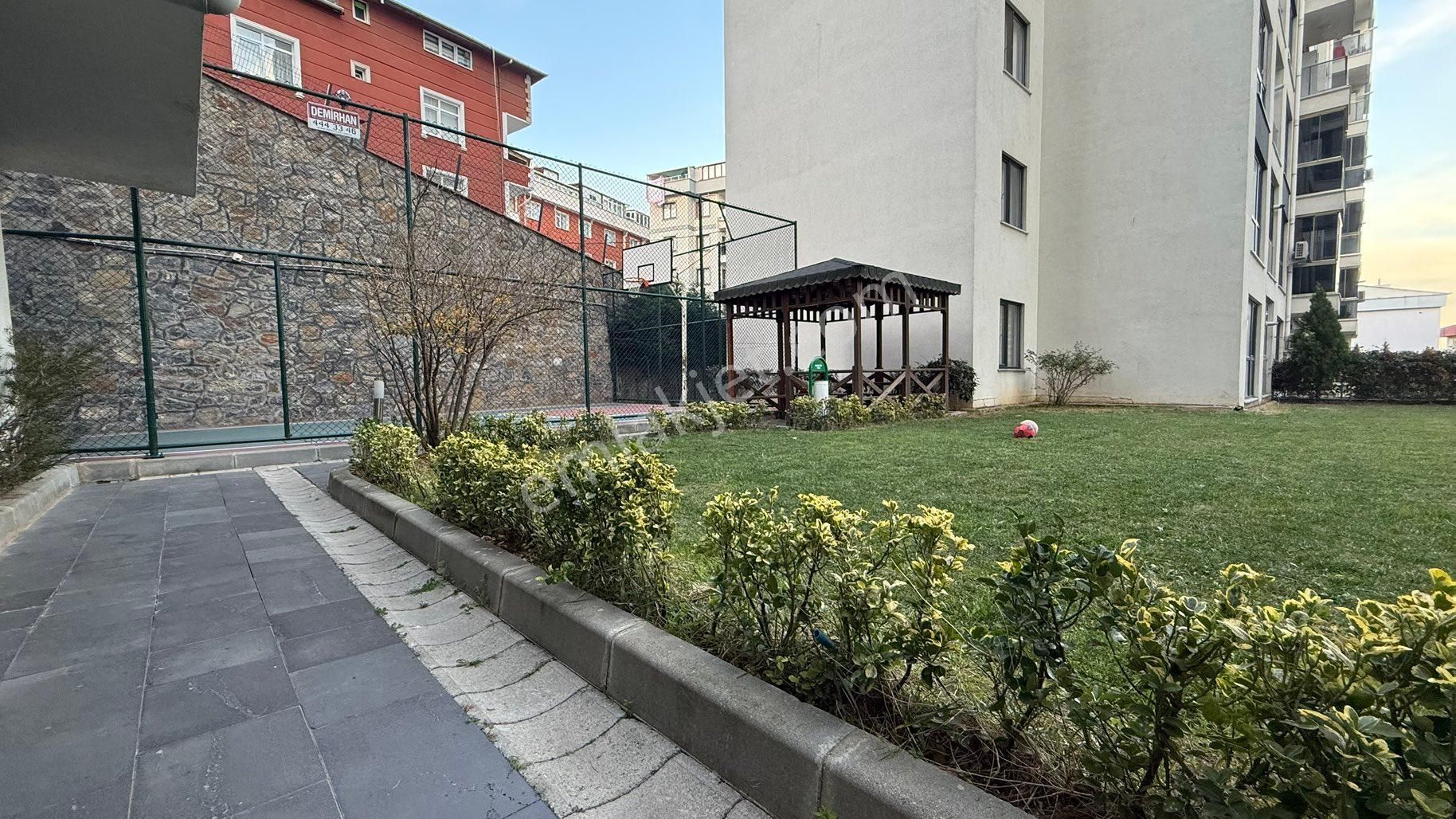 Pendik Panorama Sitesinde Özel Dizayn İle Tasarlanmış 3+1 Daire - Görsel 28