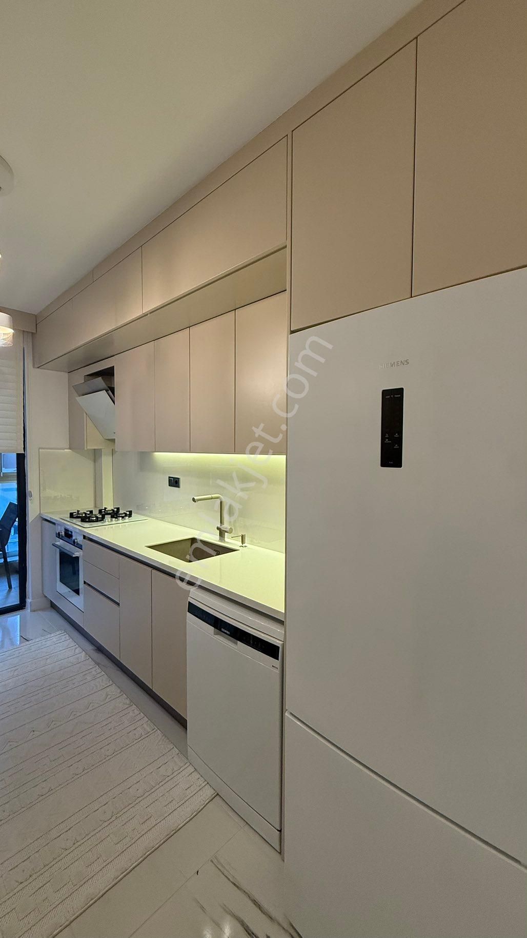 Pendik Panorama Sitesinde Özel Dizayn İle Tasarlanmış 3+1 Daire - Görsel 12