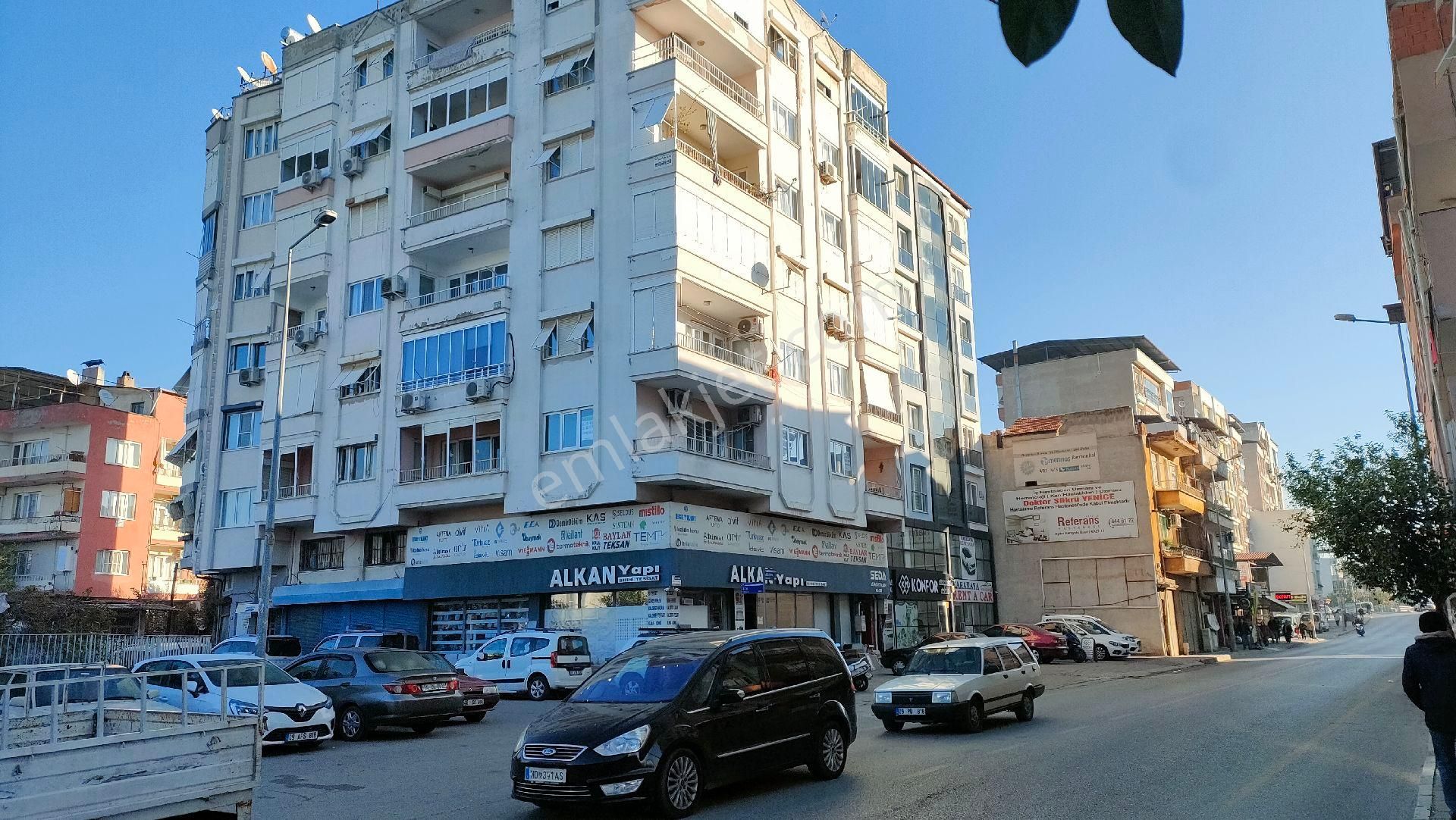 Atatürk Bulvarında Satlık Köşebaşı Daire.... - Görsel 11