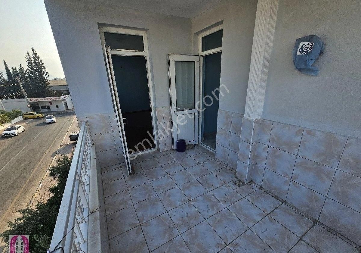 A K Mutludan Gülveren Asat Karşısı 2+1 Eşyasız 1.kat Daire - Görsel 3