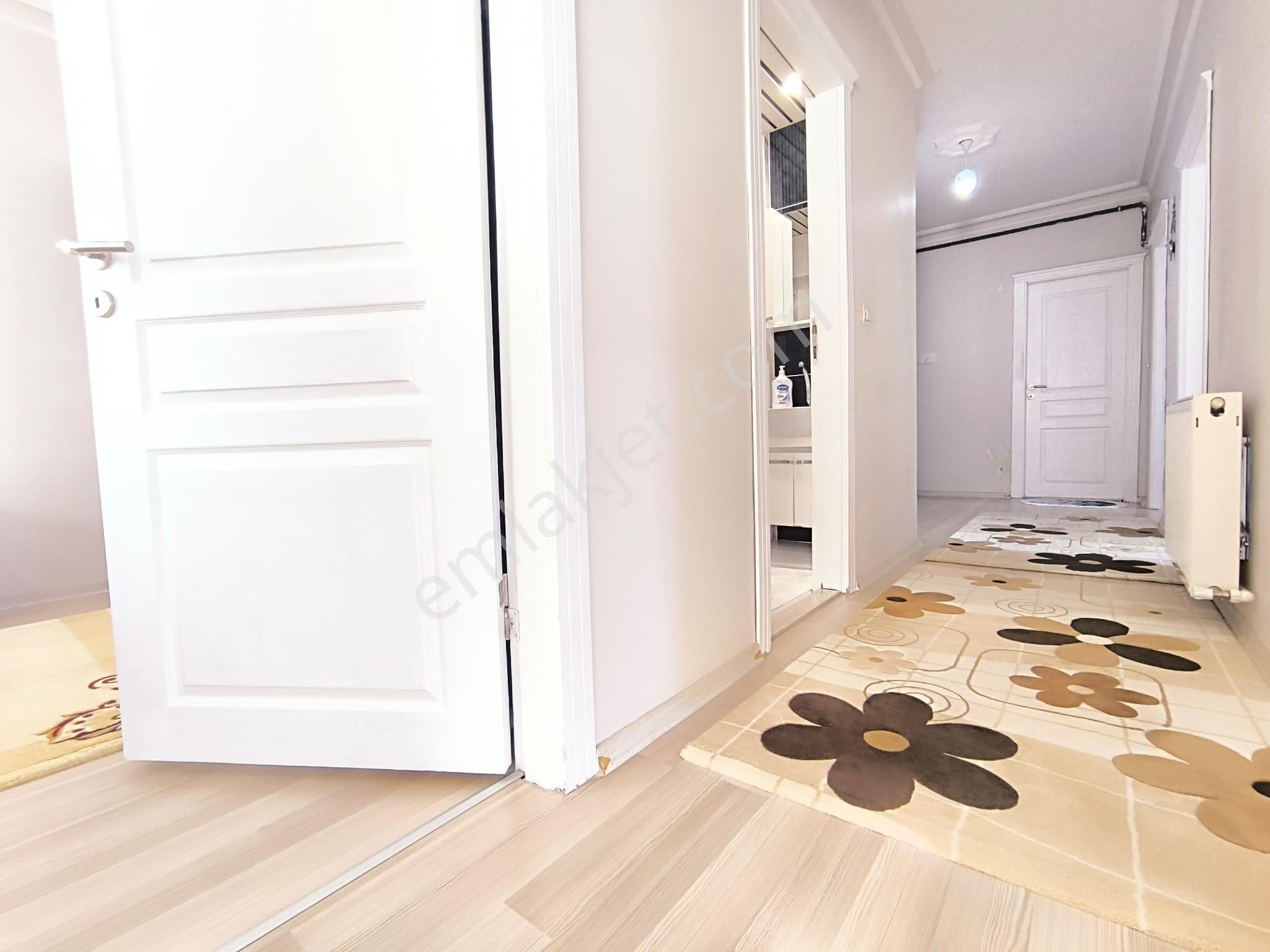 Sincan Yenikentte Satılık 3+1 Park Karşısı Çift Balkonlu Geniş Masrafsız Daire - Görsel 15