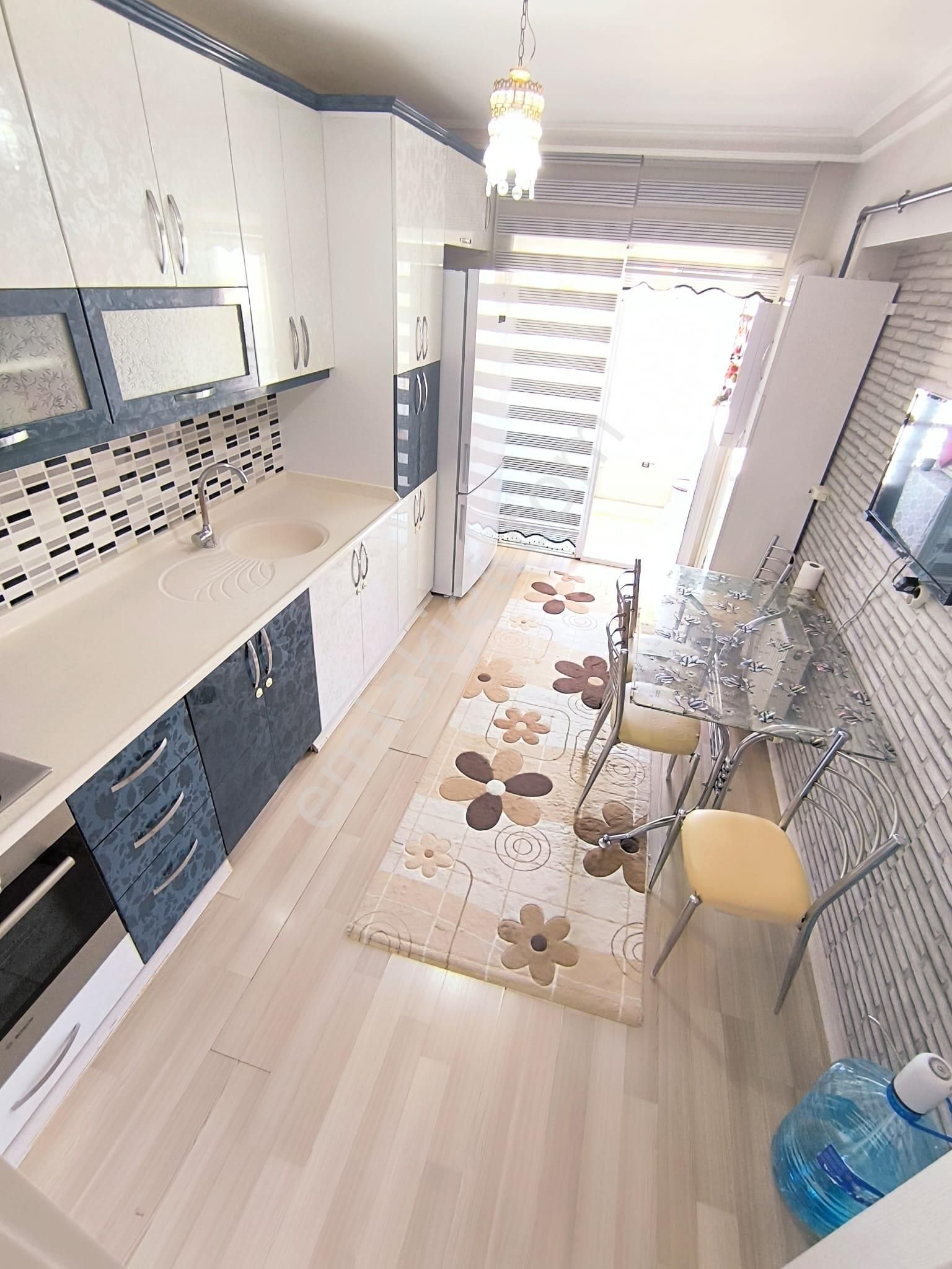 Sincan Yenikentte Satılık 3+1 Park Karşısı Çift Balkonlu Geniş Masrafsız Daire - Görsel 4