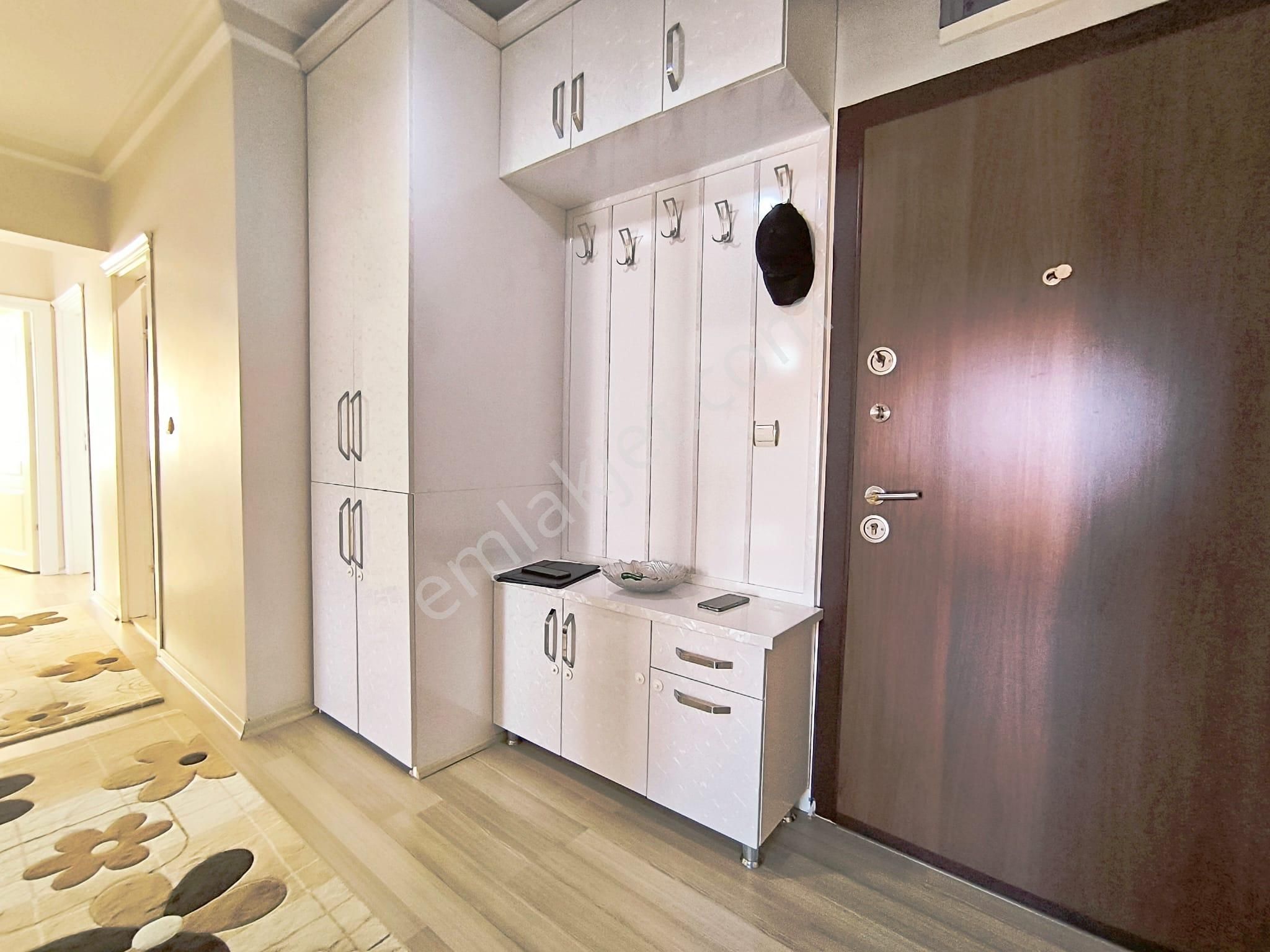 Sincan Yenikentte Satılık 3+1 Park Karşısı Çift Balkonlu Geniş Masrafsız Daire - Görsel 12