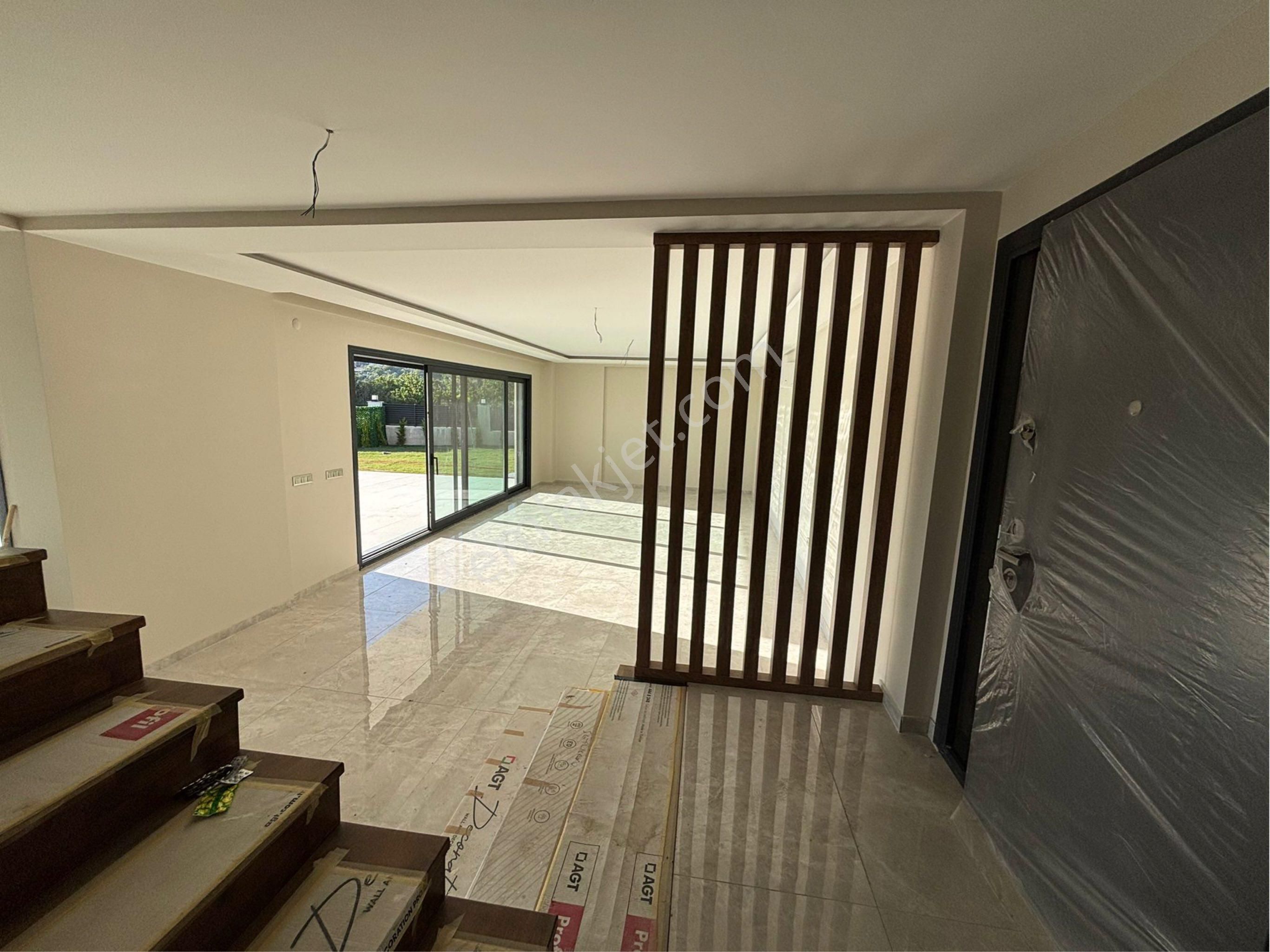 Müstakil Bağımsız 1 Dönüm İçinde 4+1 Özel Havuzlu Lüks Satılık Villa - Görsel 10