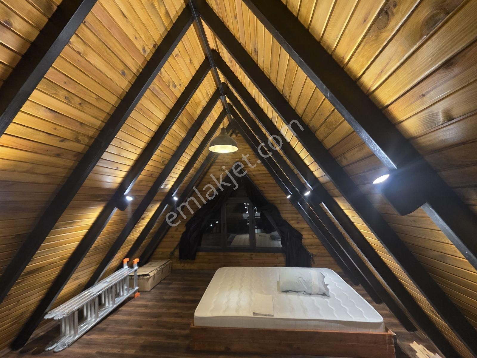 Son Fiyat - Göcek'te 235 M2 Arsada 115 M2 Eşyalı 2+1 Ahşap Ev - Görsel 22