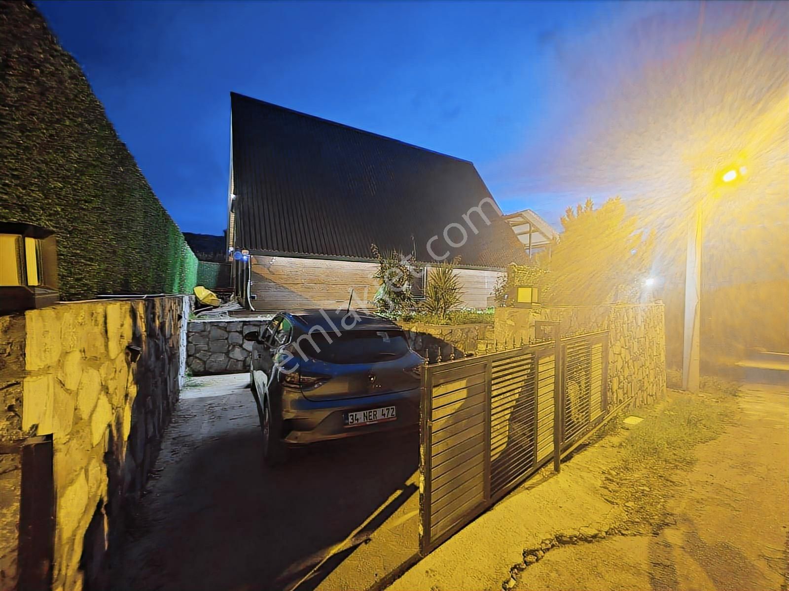 Son Fiyat - Göcek'te 235 M2 Arsada 115 M2 Eşyalı 2+1 Ahşap Ev - Görsel 7