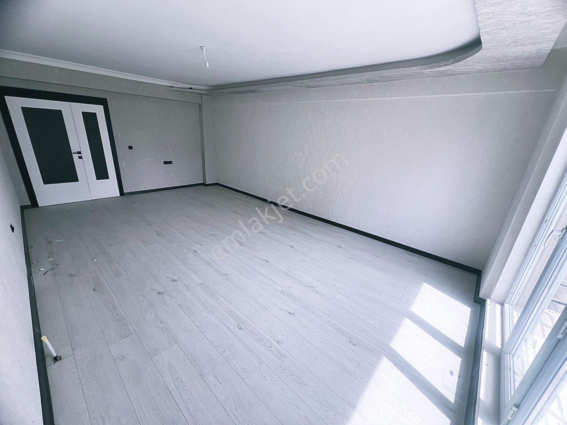 Çiğdemtepe Selim Cad Yanı Park Manz.güney Cephe Sıfır 3+1 Daire - Görsel 18