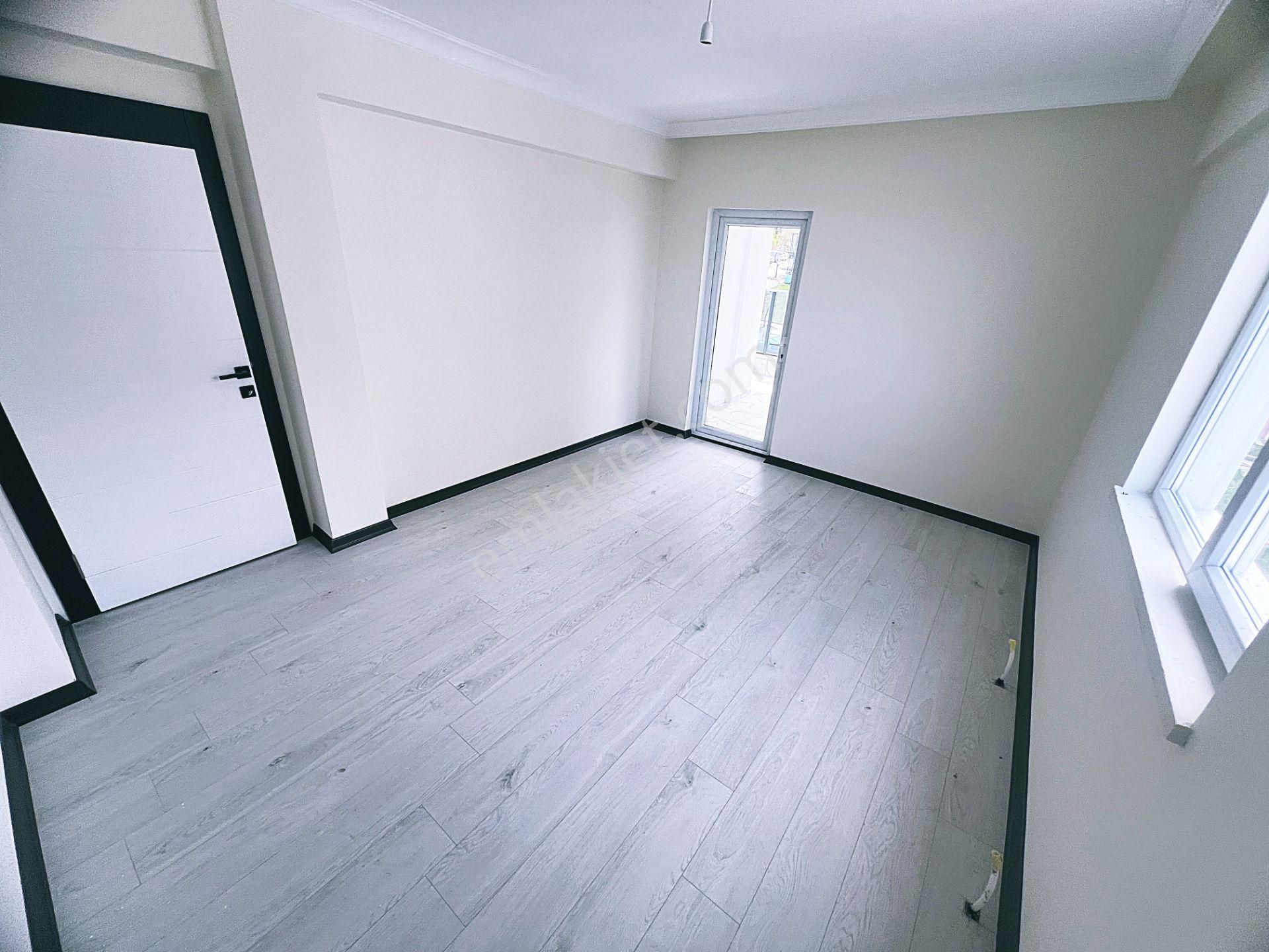 Çiğdemtepe Selim Cad Yanı Park Manz.güney Cephe Sıfır 3+1 Daire - Görsel 23