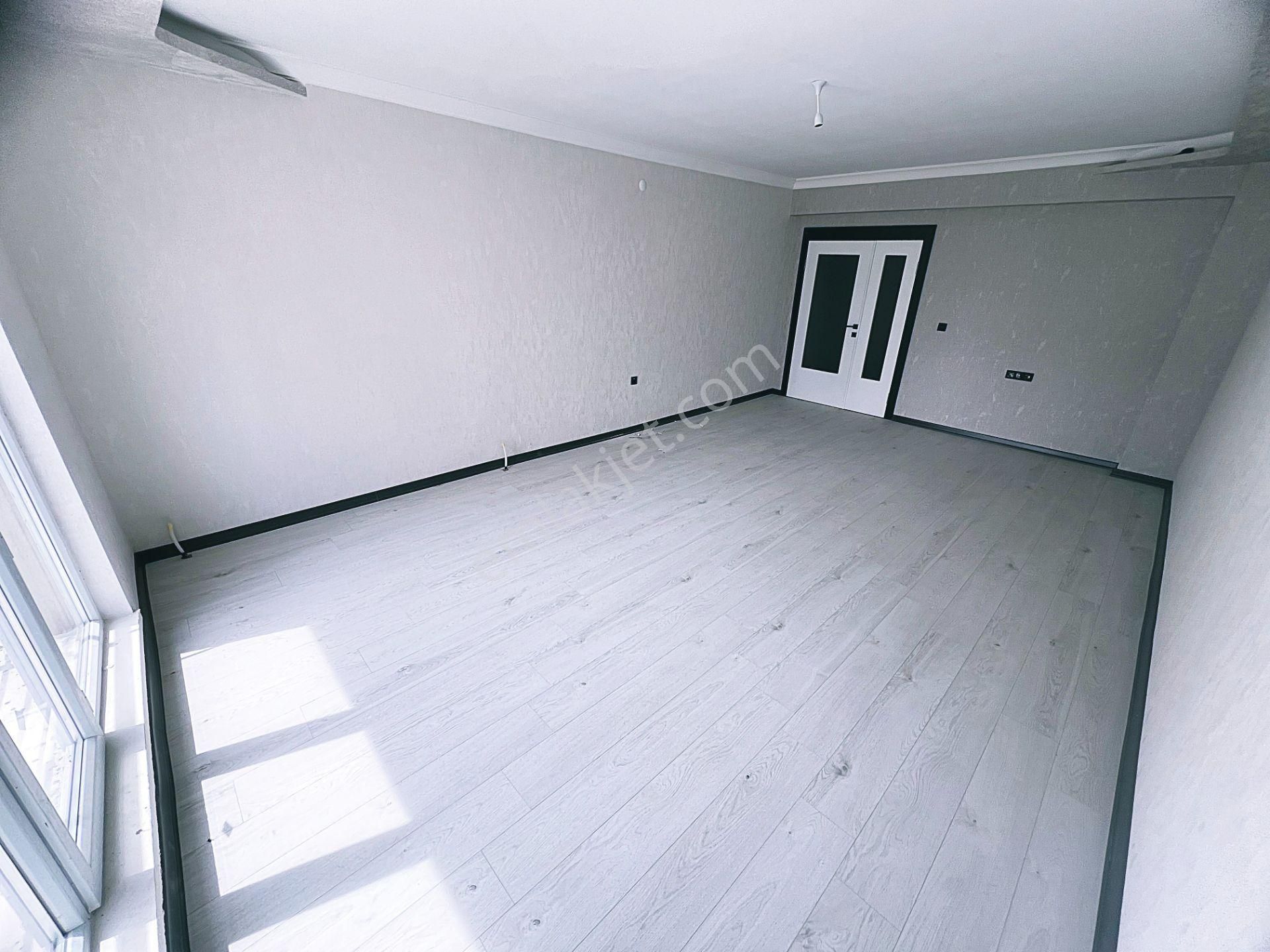 Çiğdemtepe Selim Cad Yanı Park Manz.güney Cephe Sıfır 3+1 Daire - Görsel 16