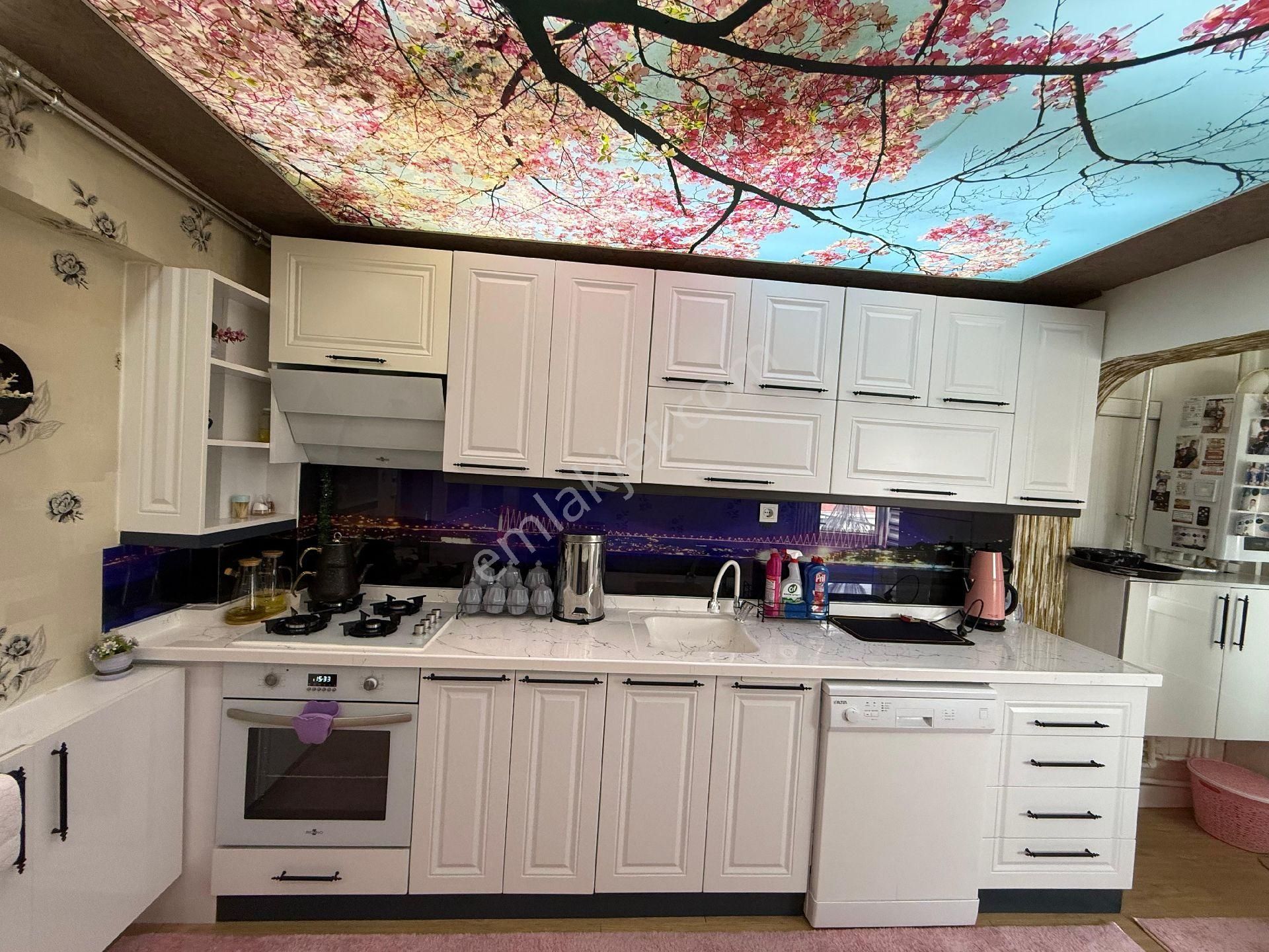 Muradiye Lisesi Yakını Köypark Mevkigi 3.kat 3+1 Ön Cephe Kkomple İçi Tadilat Onarım Bakım Yapılı - Görsel 15