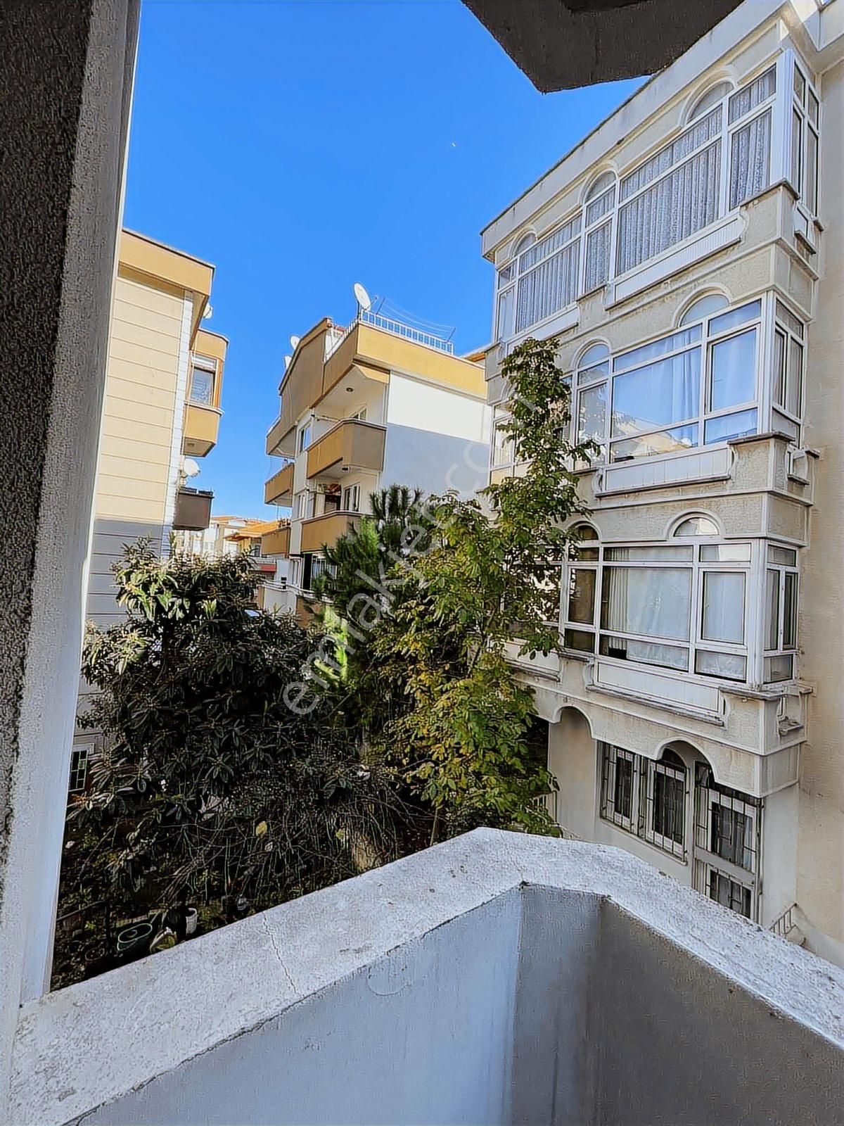 3+1 Arakat Geniş Arsa Payı Yüksek Temiz Merkezi Konumlu Daire - Görsel 11