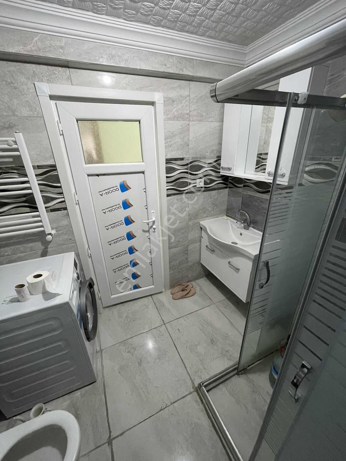 3+1 Arakat Geniş Arsa Payı Yüksek Temiz Merkezi Konumlu Daire - Görsel 8