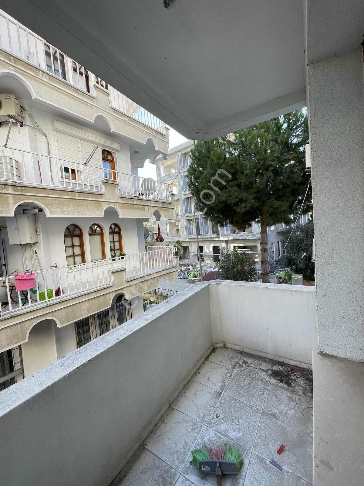 3+1 Arakat Geniş Arsa Payı Yüksek Temiz Merkezi Konumlu Daire - Görsel 9
